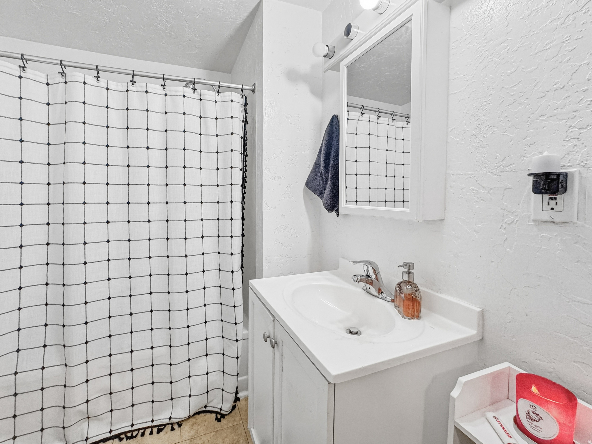 NOB HILL - Residential