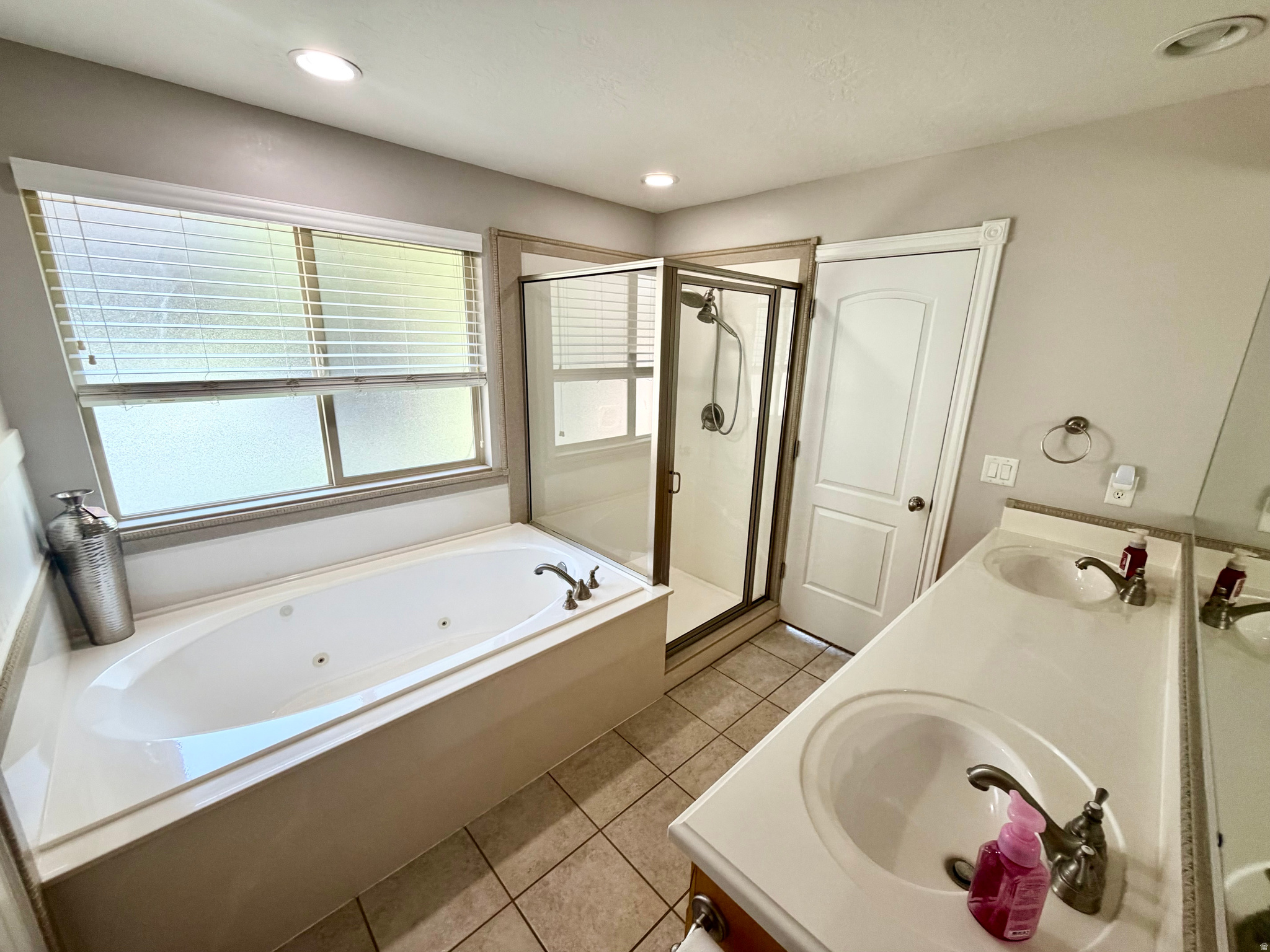 PARKWOOD ESTATES 4 - Residential