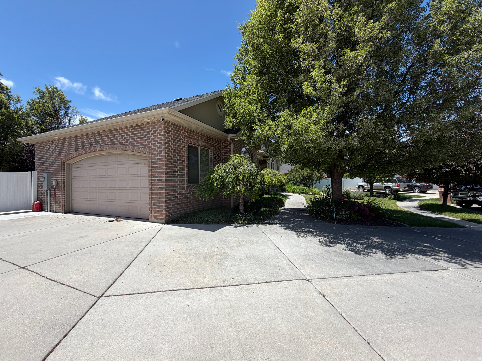 PARKWOOD ESTATES 4 - Residential