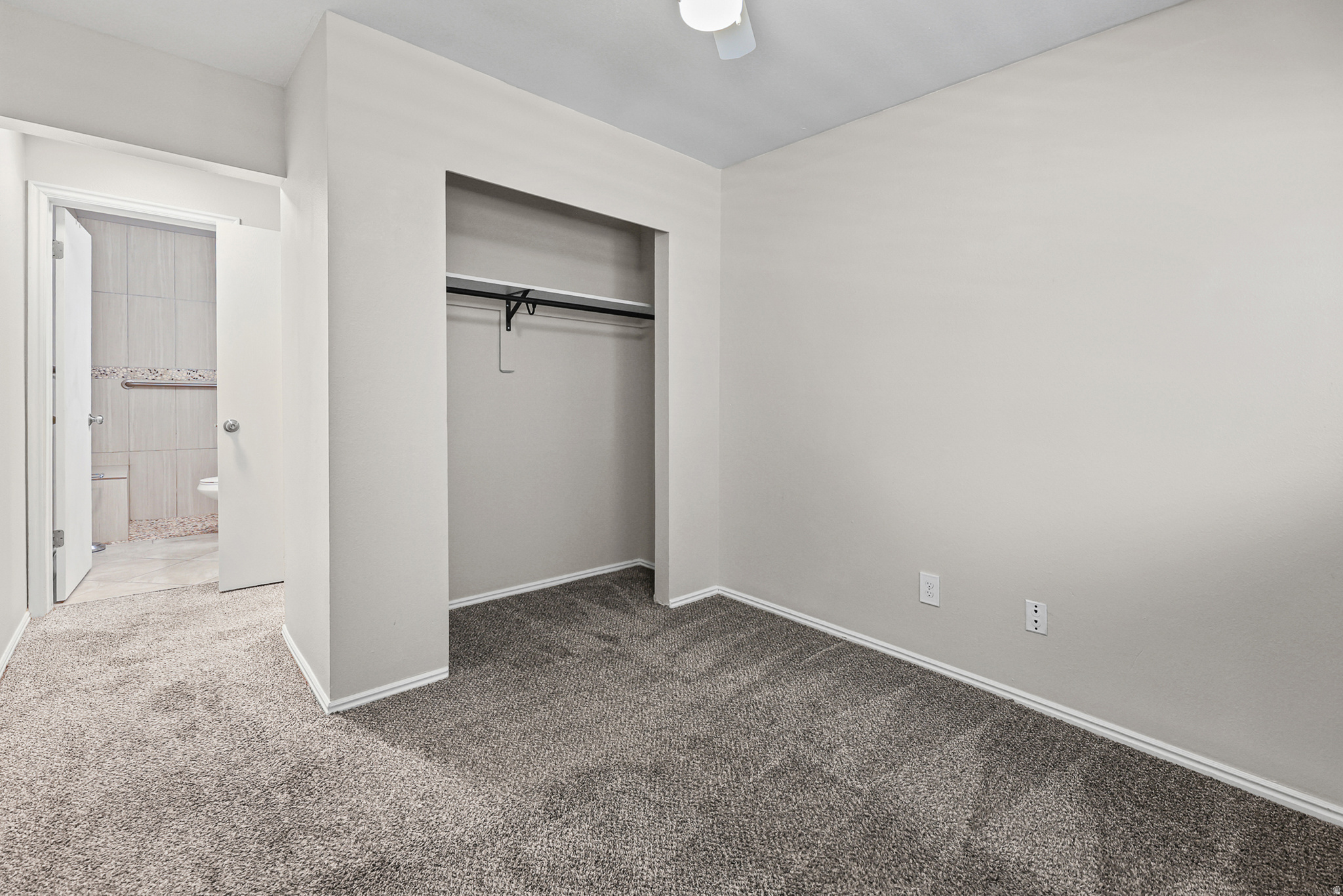 COUNTRY WOOD ESTATES CONDO - Residential