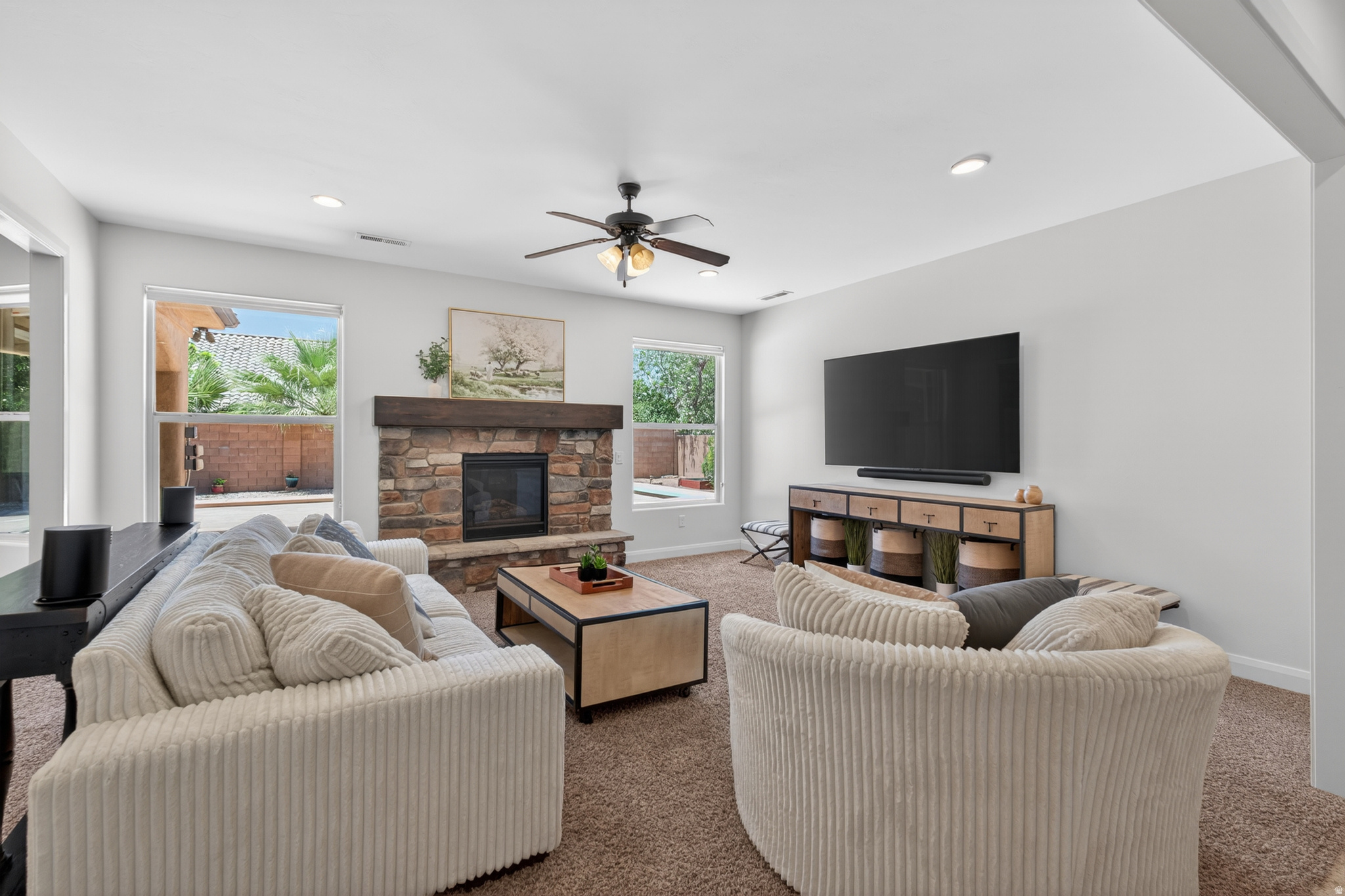 BRIDLE GATE ESTATES - Residential
