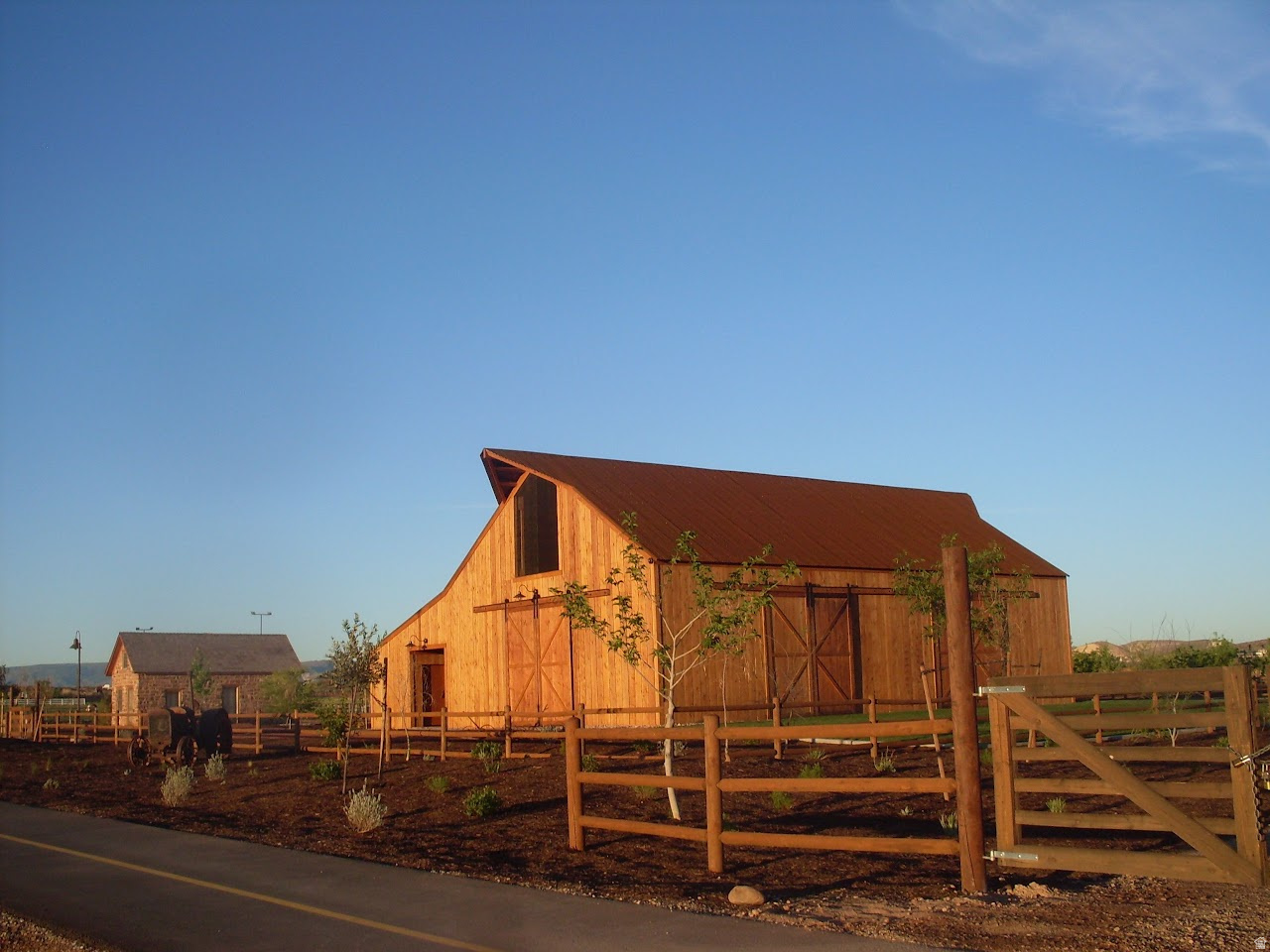 BRIDLE GATE ESTATES - Residential