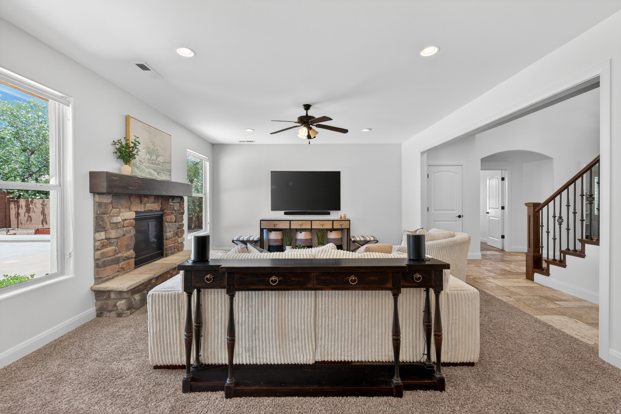 BRIDLE GATE ESTATES - Residential