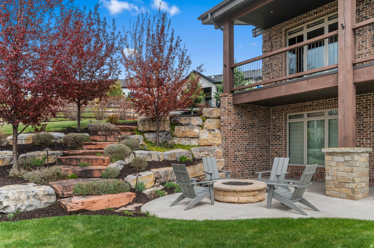 CROSSINGS LAKE CREEK - Residential