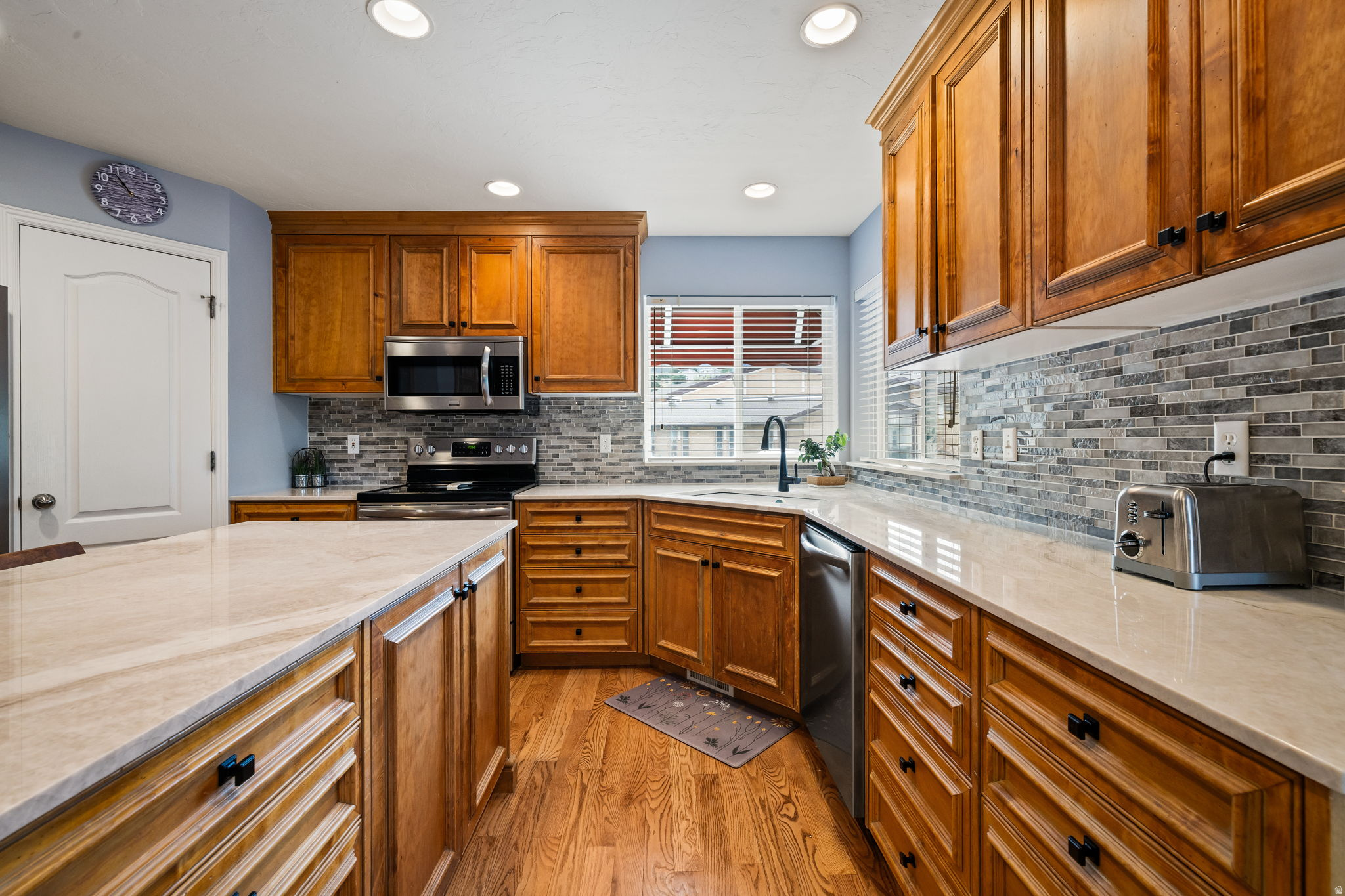 COTTONVIEW RIDGE - Residential