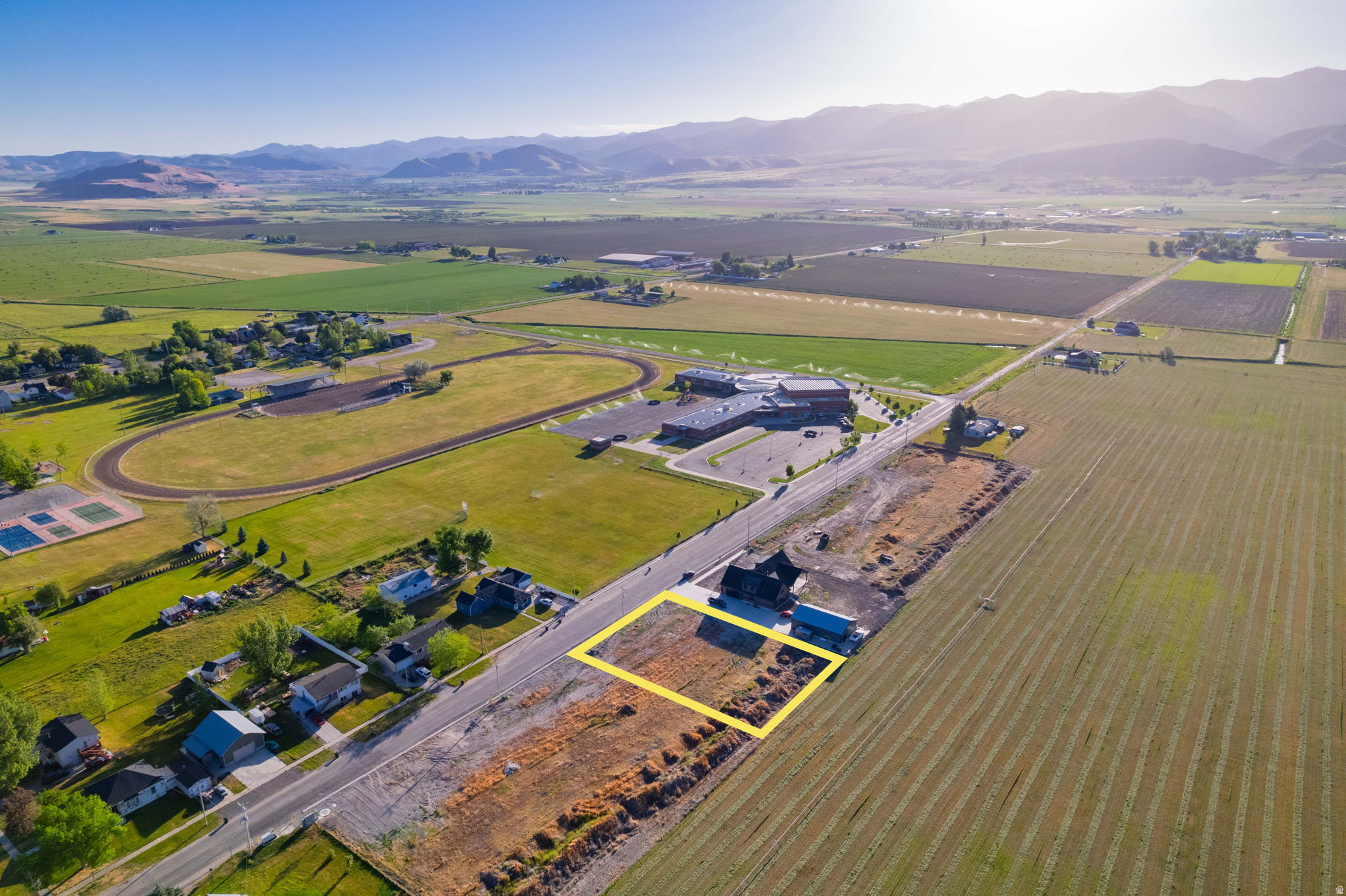NORTH COUNTRY ESTATE - Land