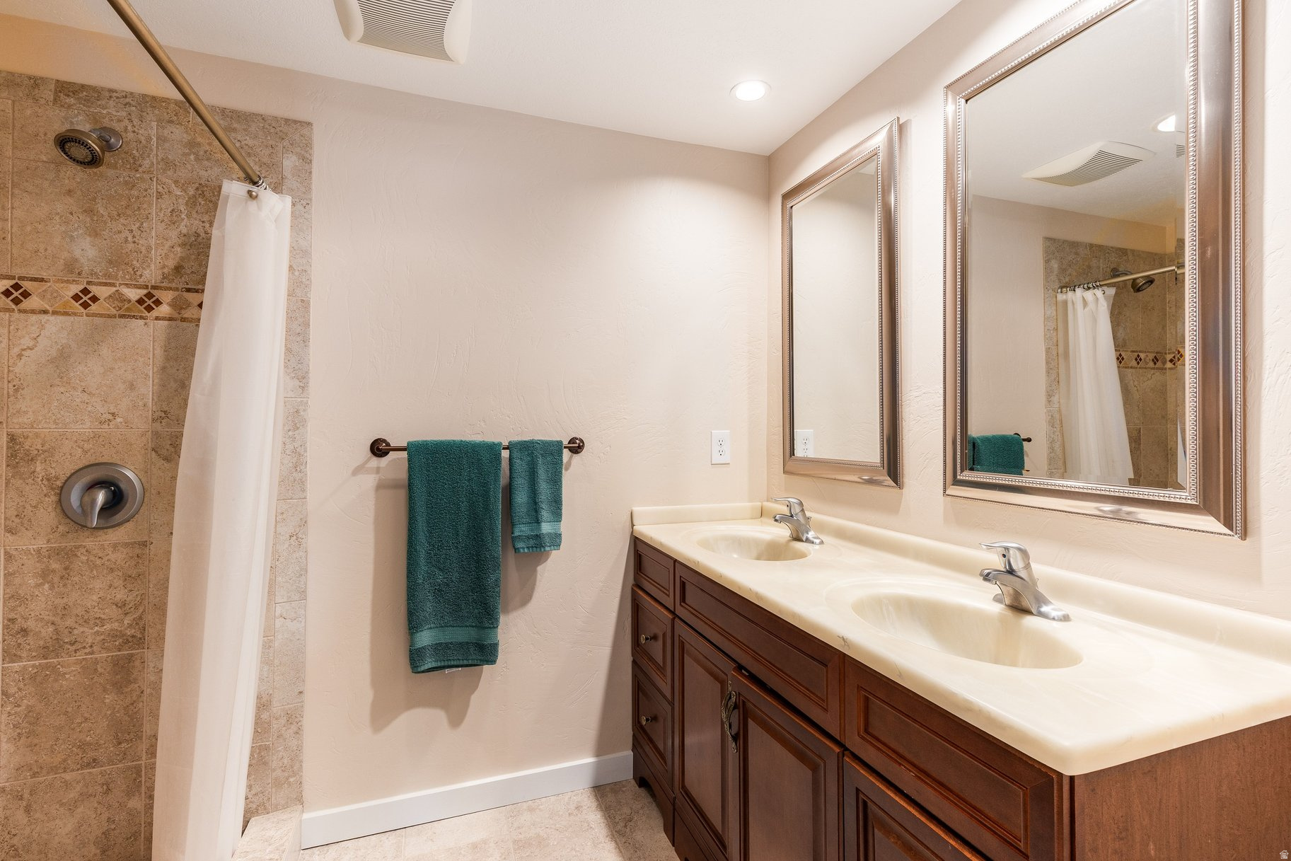 ROSE CREEK ESTATES - Residential