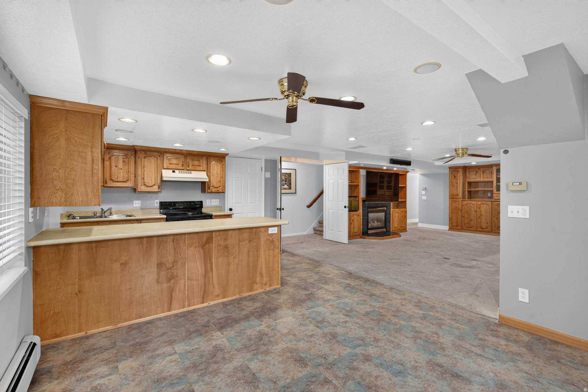 SOUTH POINTE #2 - Residential