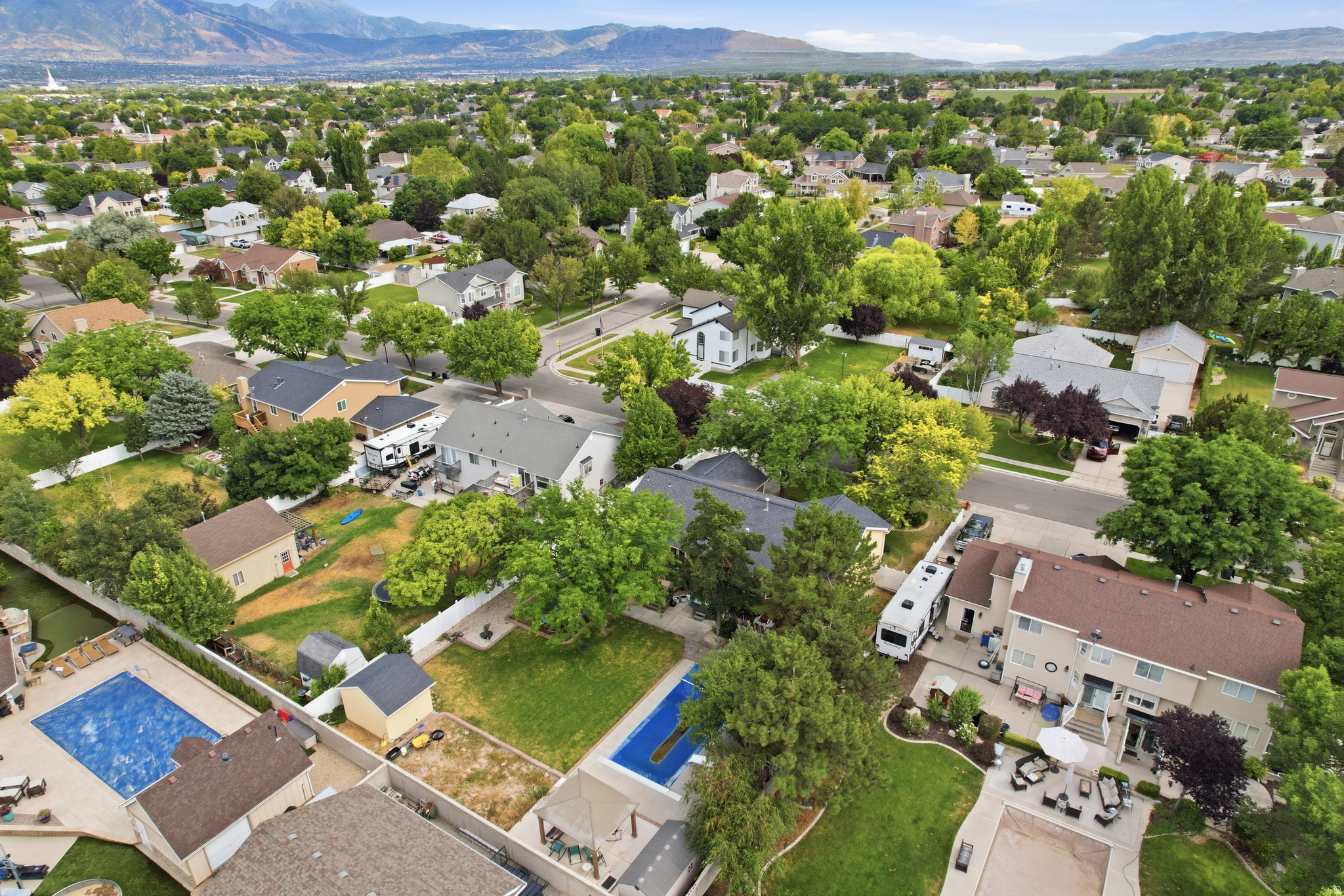 SOUTH POINTE #2 - Residential