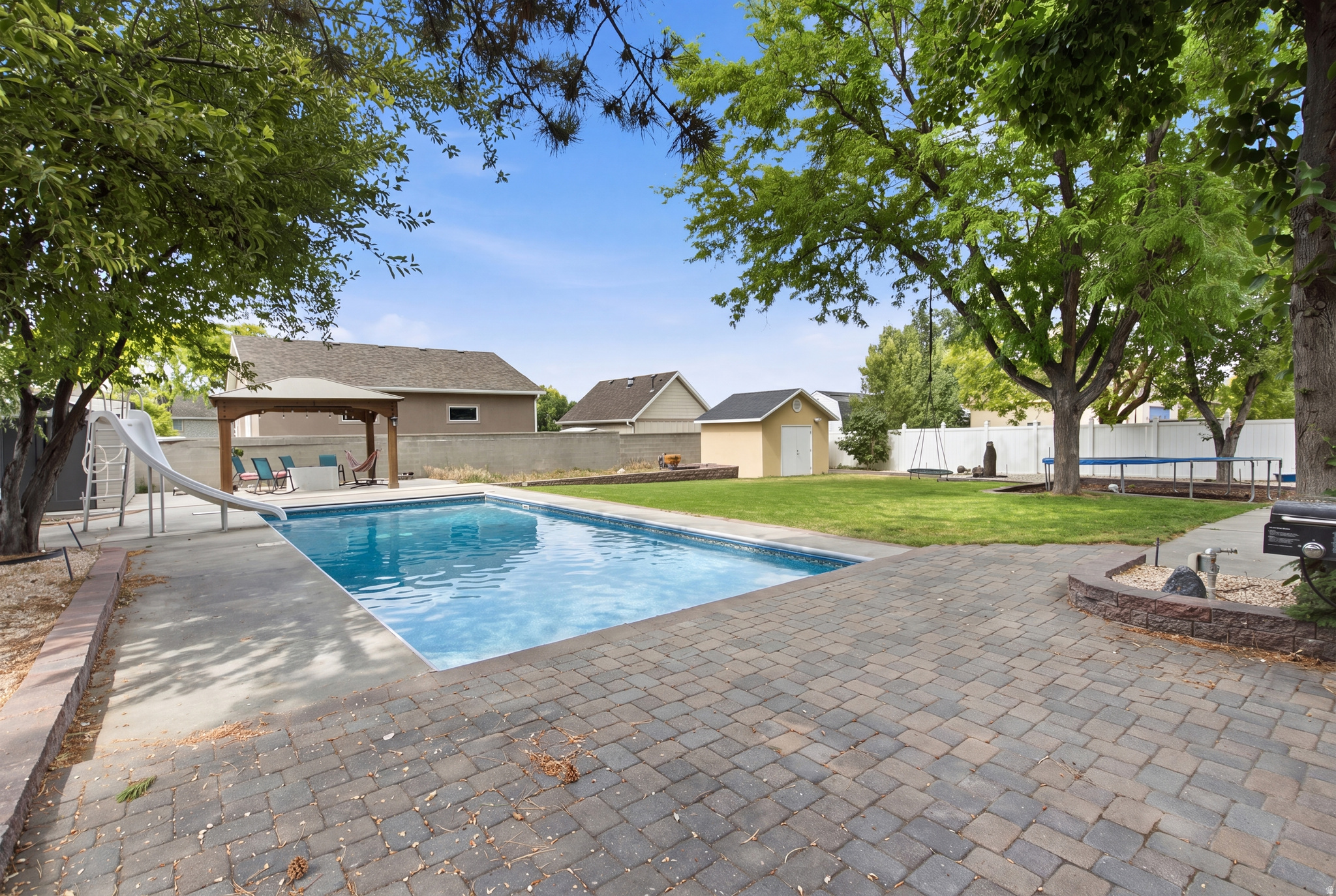 SOUTH POINTE #2 - Residential