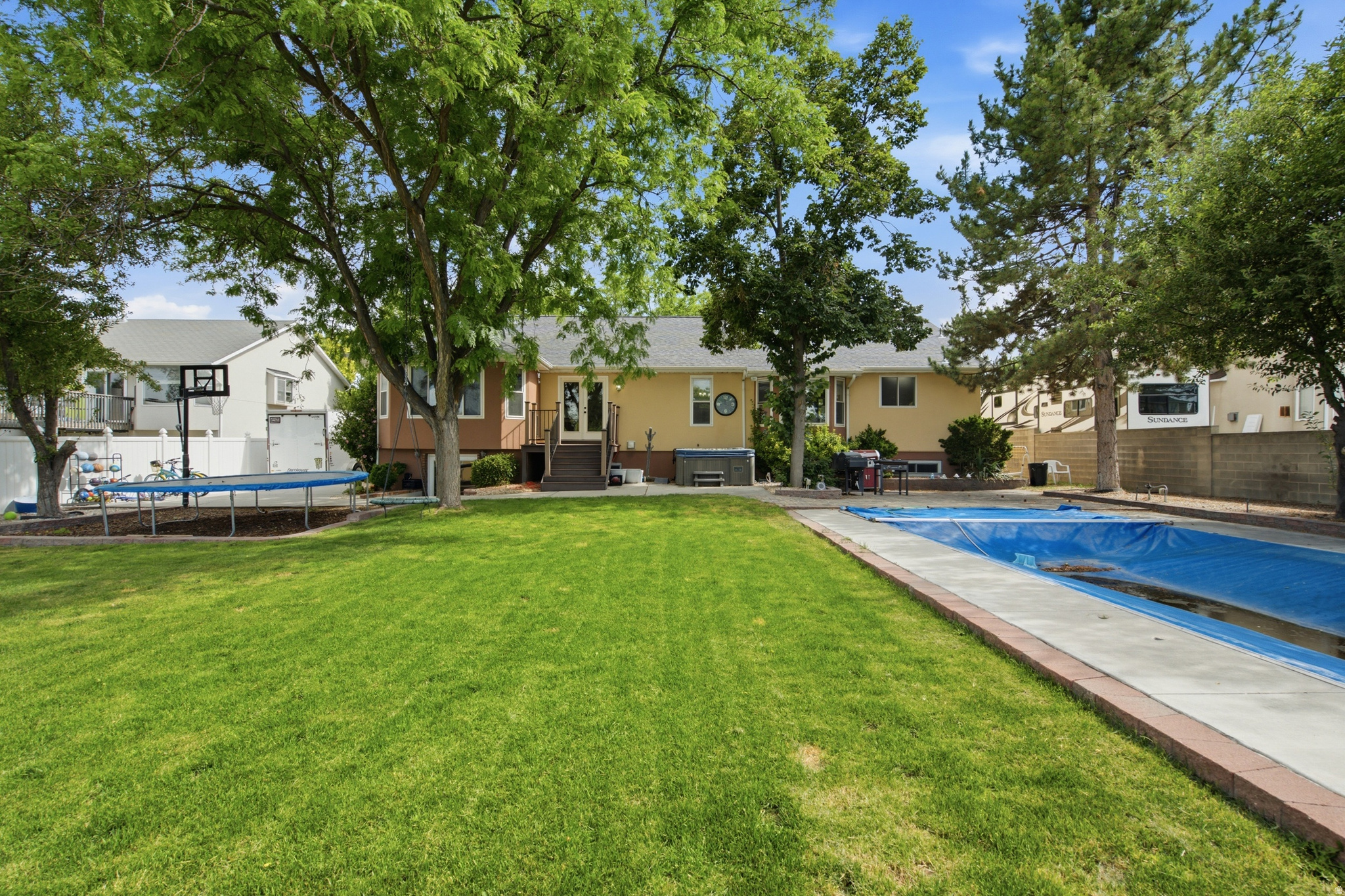 SOUTH POINTE #2 - Residential