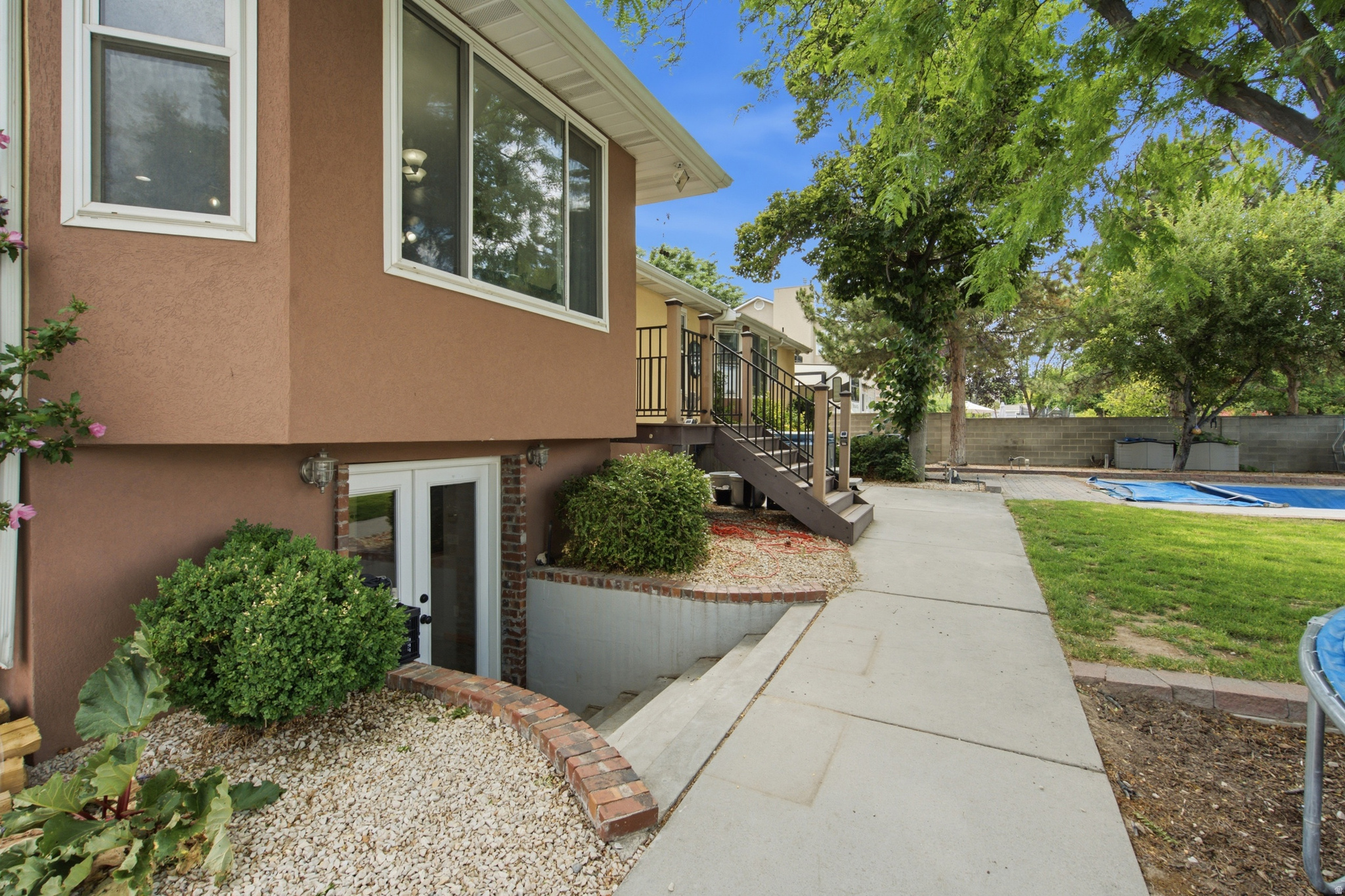 SOUTH POINTE #2 - Residential