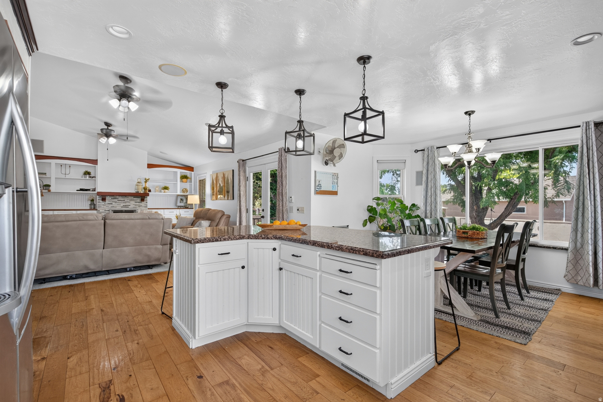 SOUTH POINTE #2 - Residential