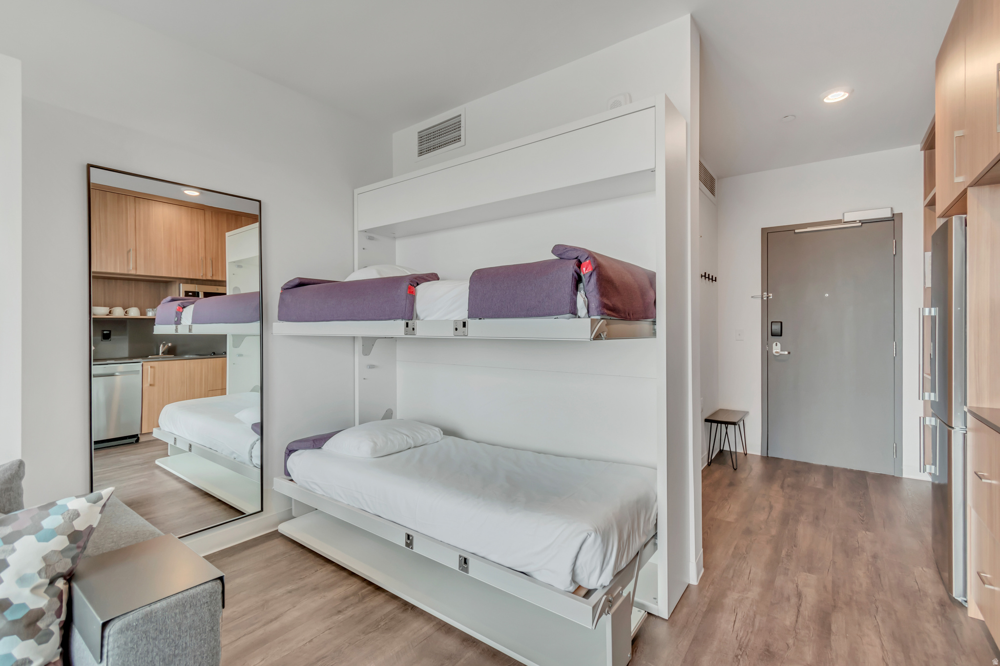 YOTEL - Residential