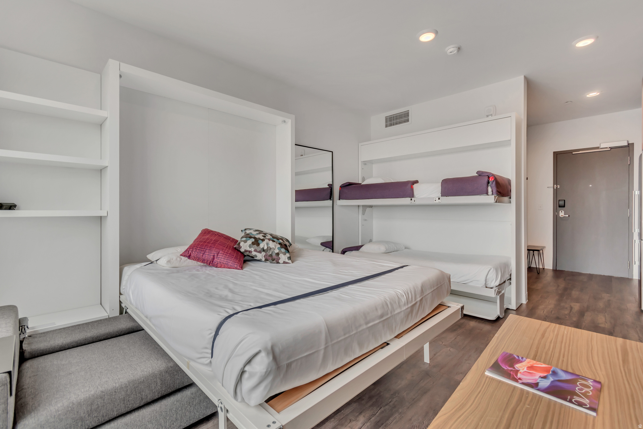YOTEL - Residential