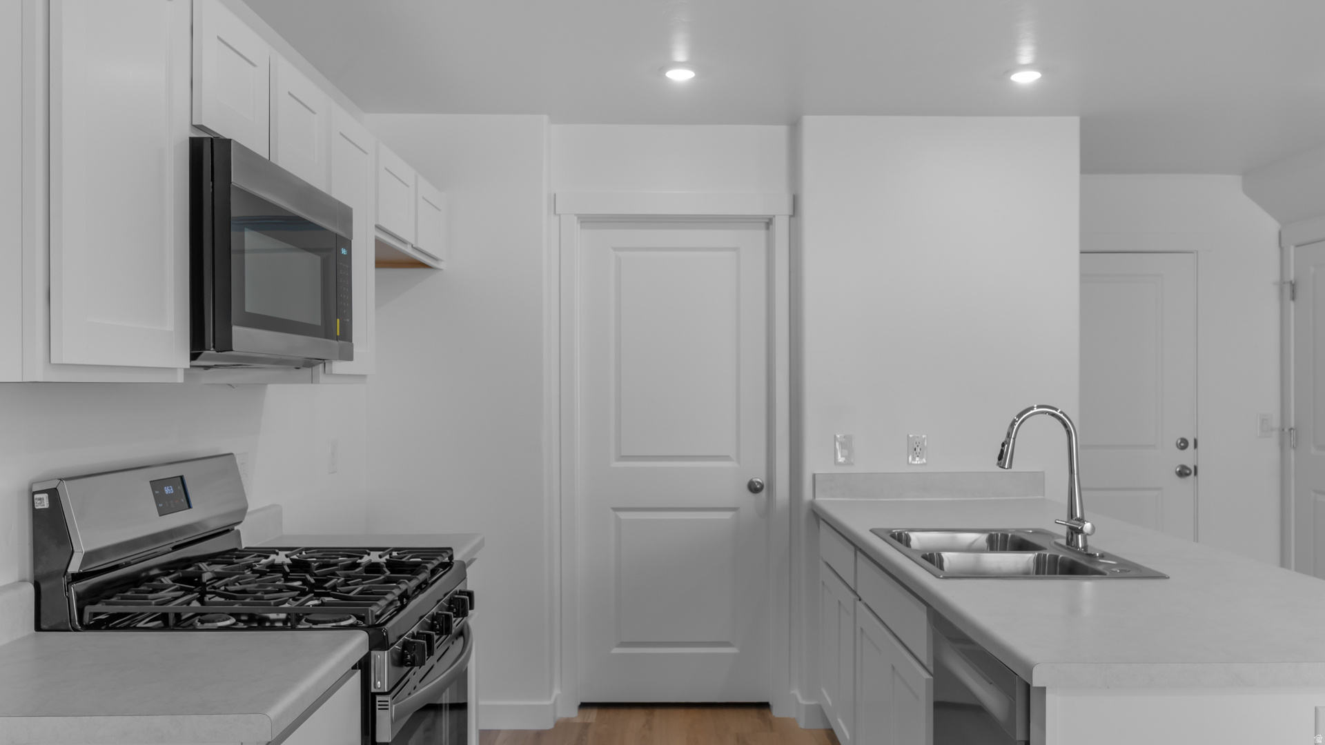 WESTERN ACRES - Residential