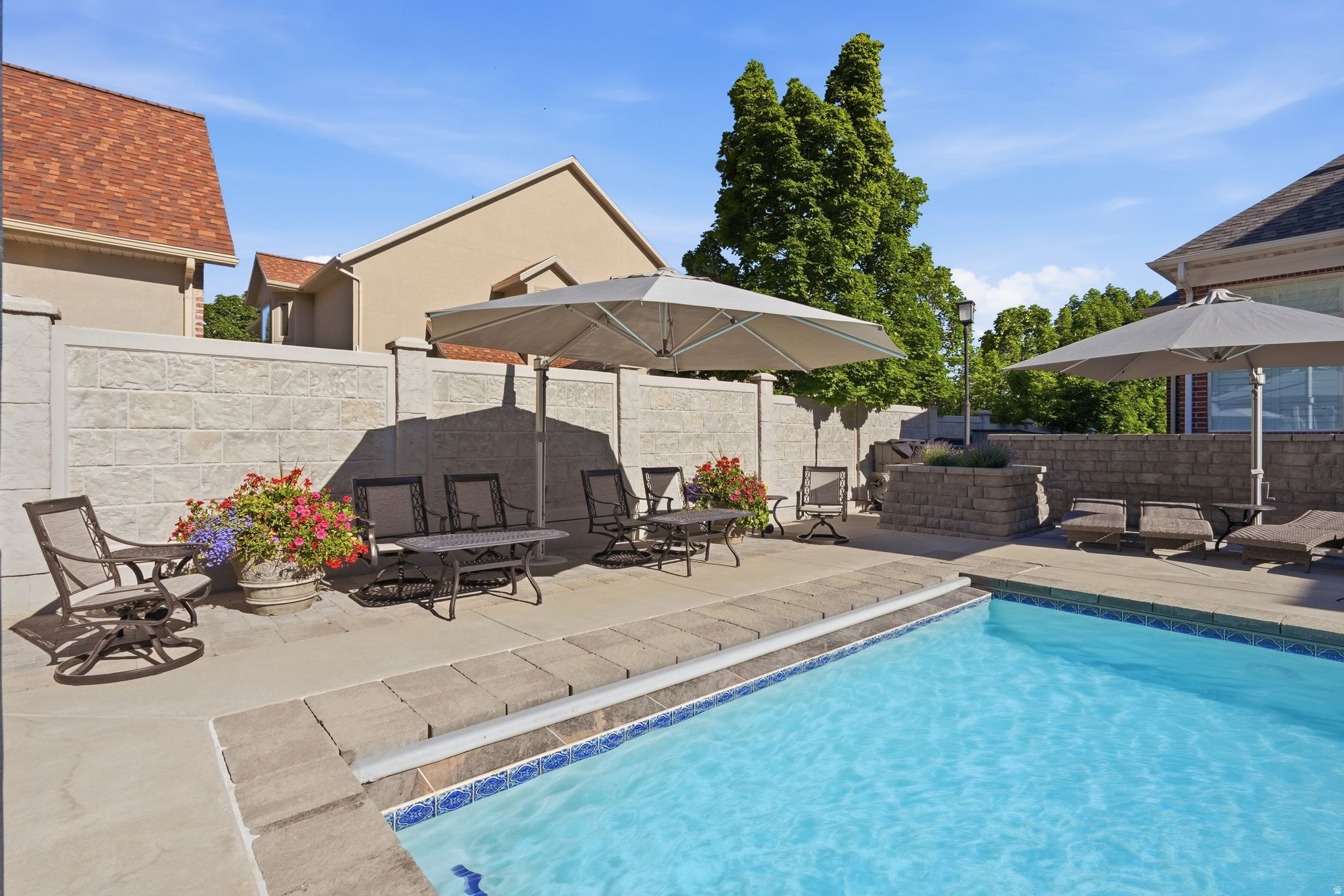DRAPER HEIGHTS - Residential