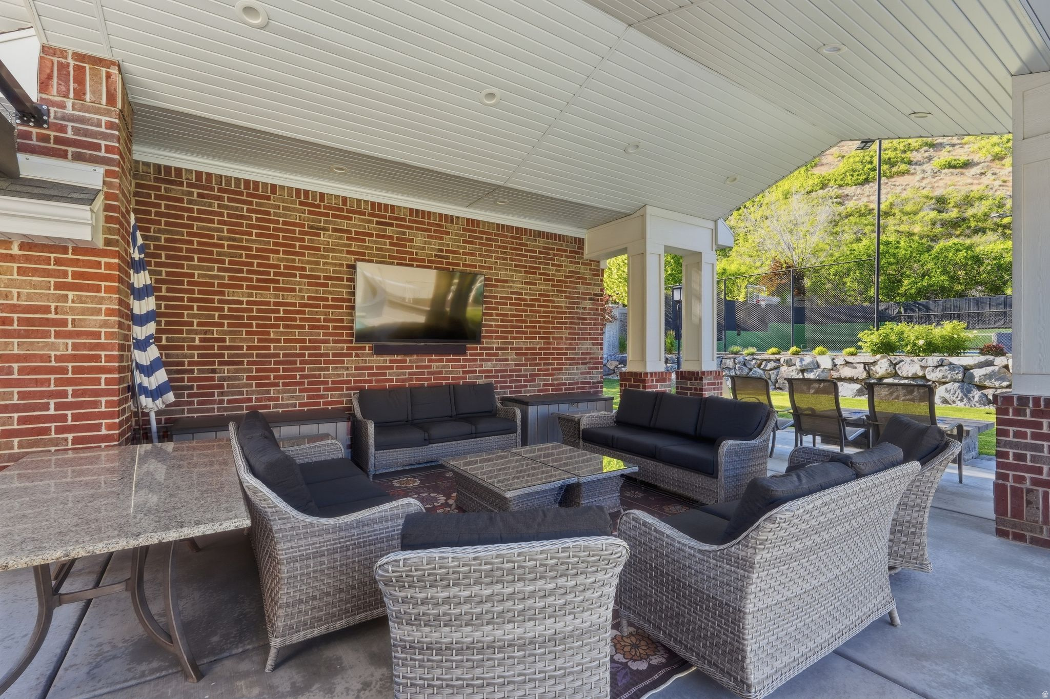 DRAPER HEIGHTS - Residential