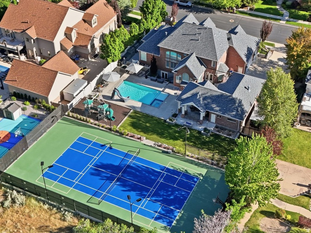 DRAPER HEIGHTS - Residential