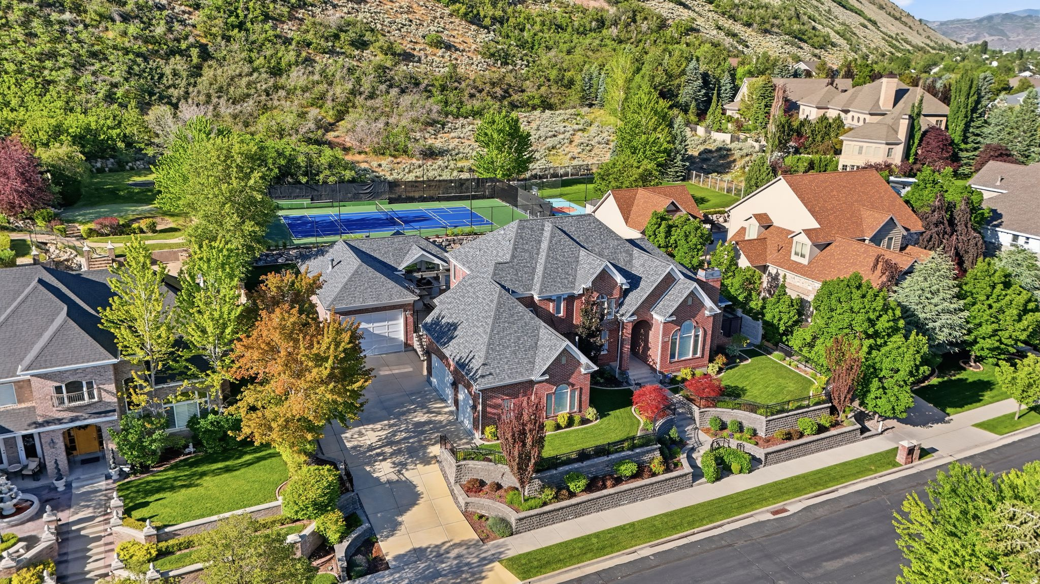 DRAPER HEIGHTS - Residential