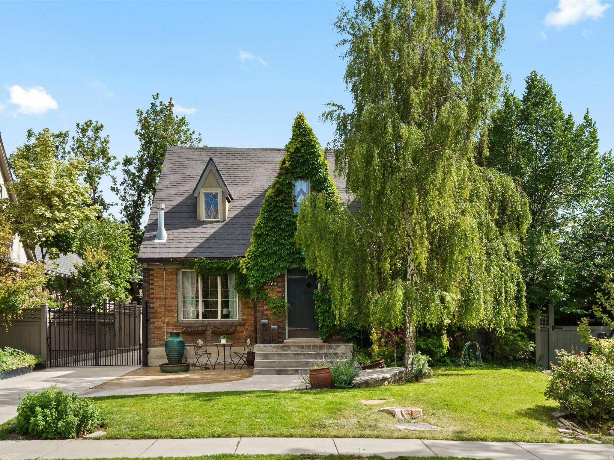 UPPER YALE 2ND ADD - Residential