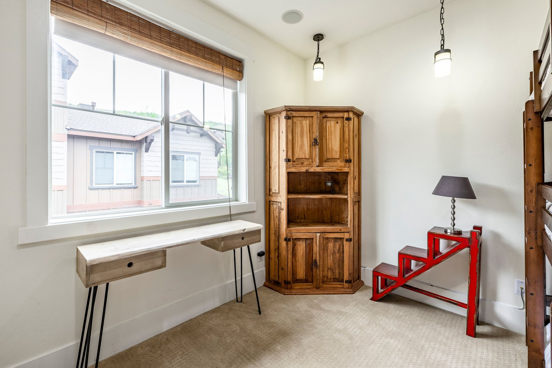 PARK'S EDGE - Residential