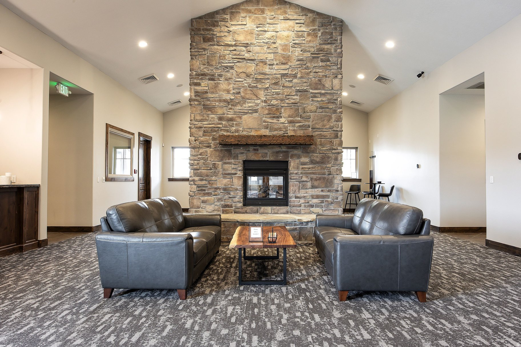 PARK'S EDGE - Residential