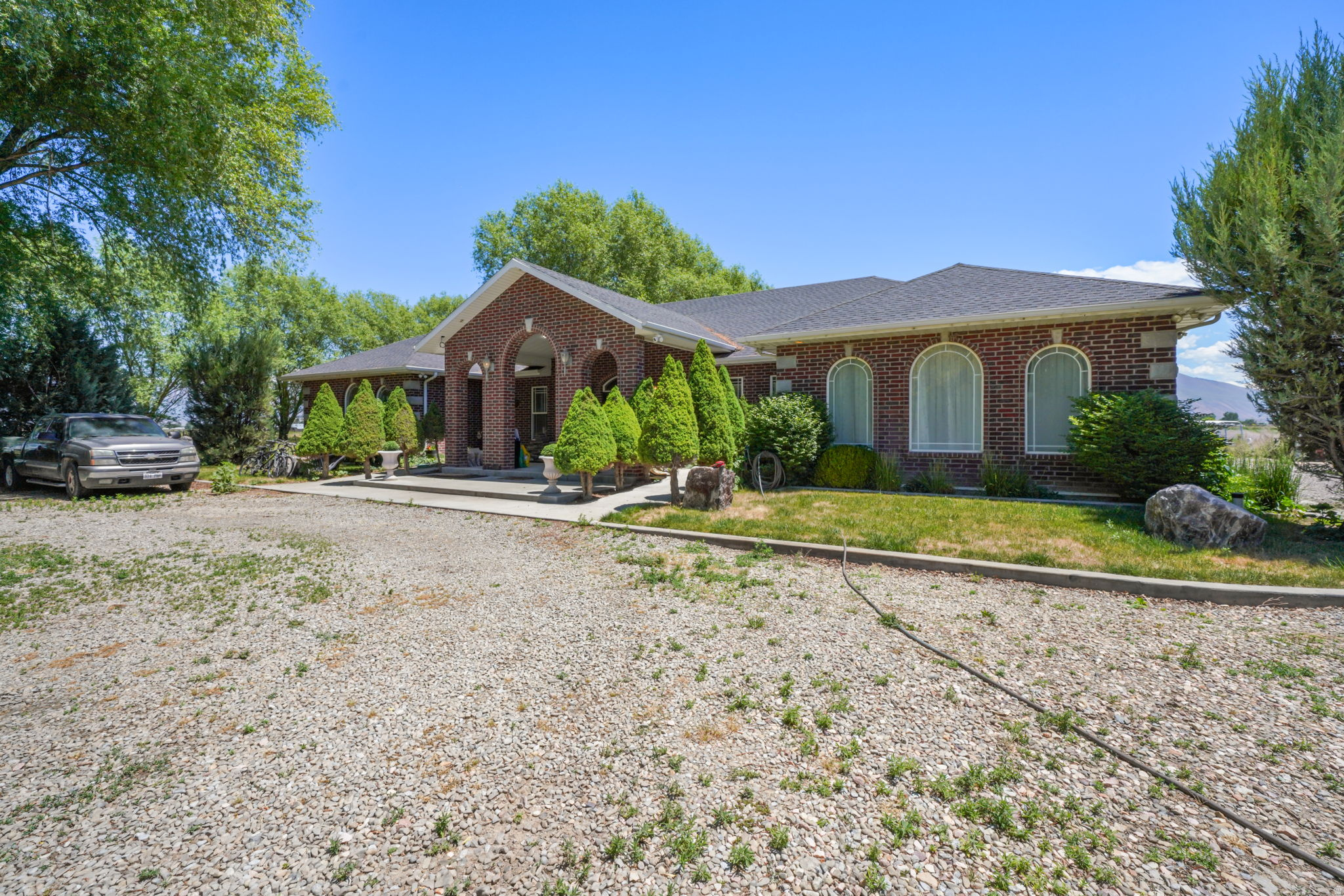 CARAS ACRES - Residential