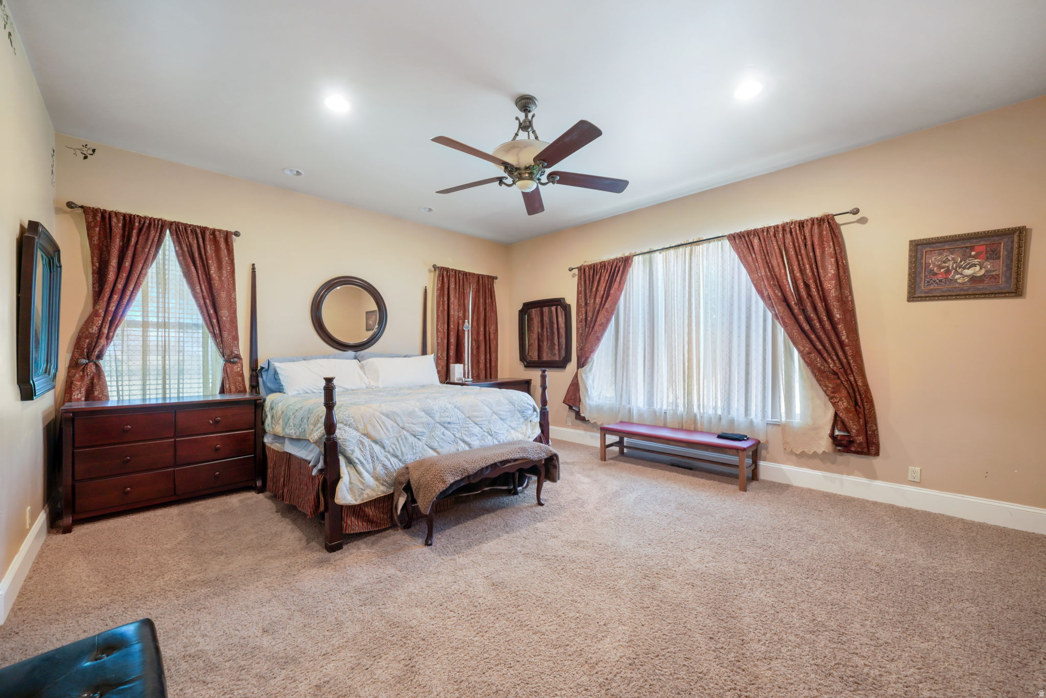 CARAS ACRES - Residential