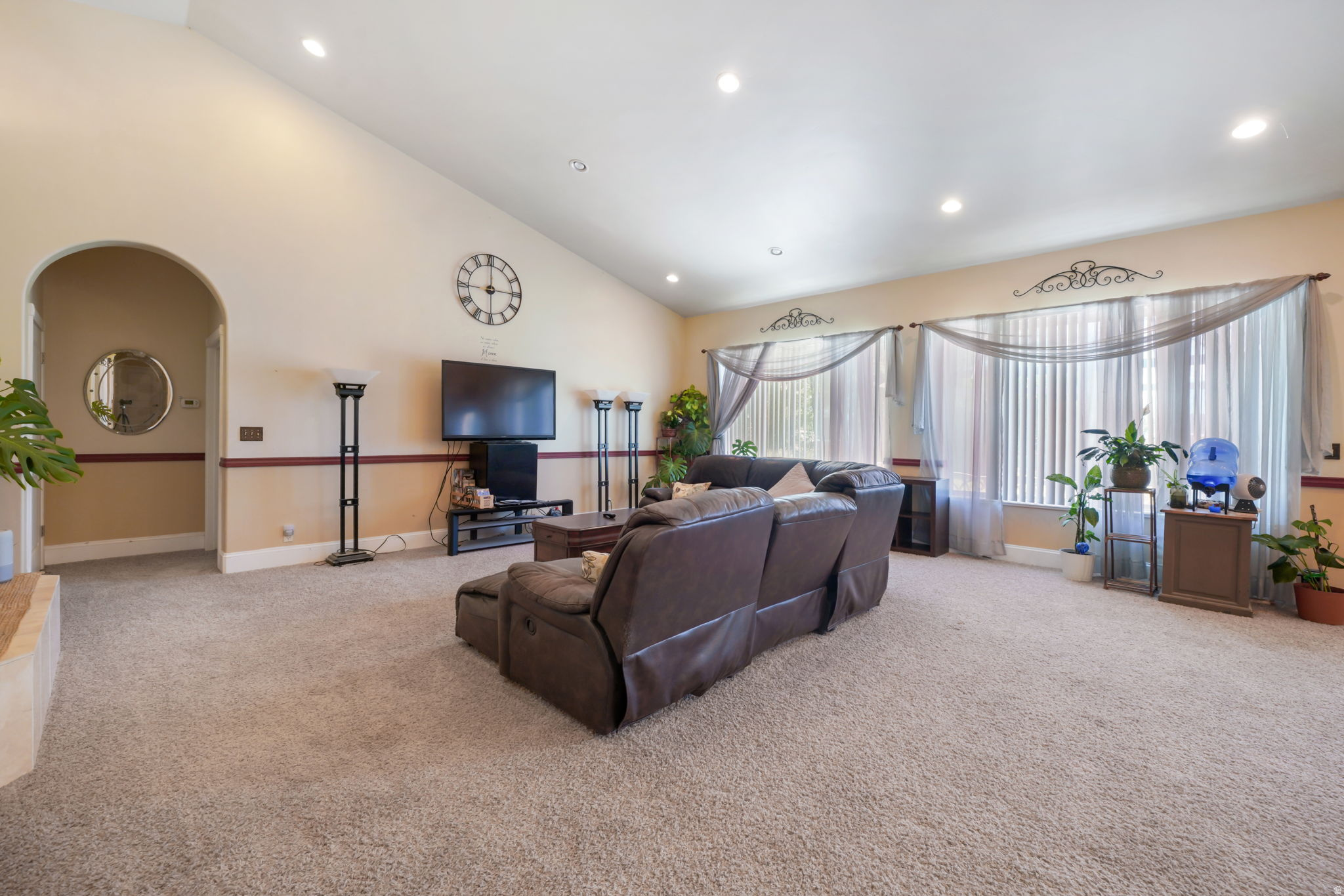 CARAS ACRES - Residential