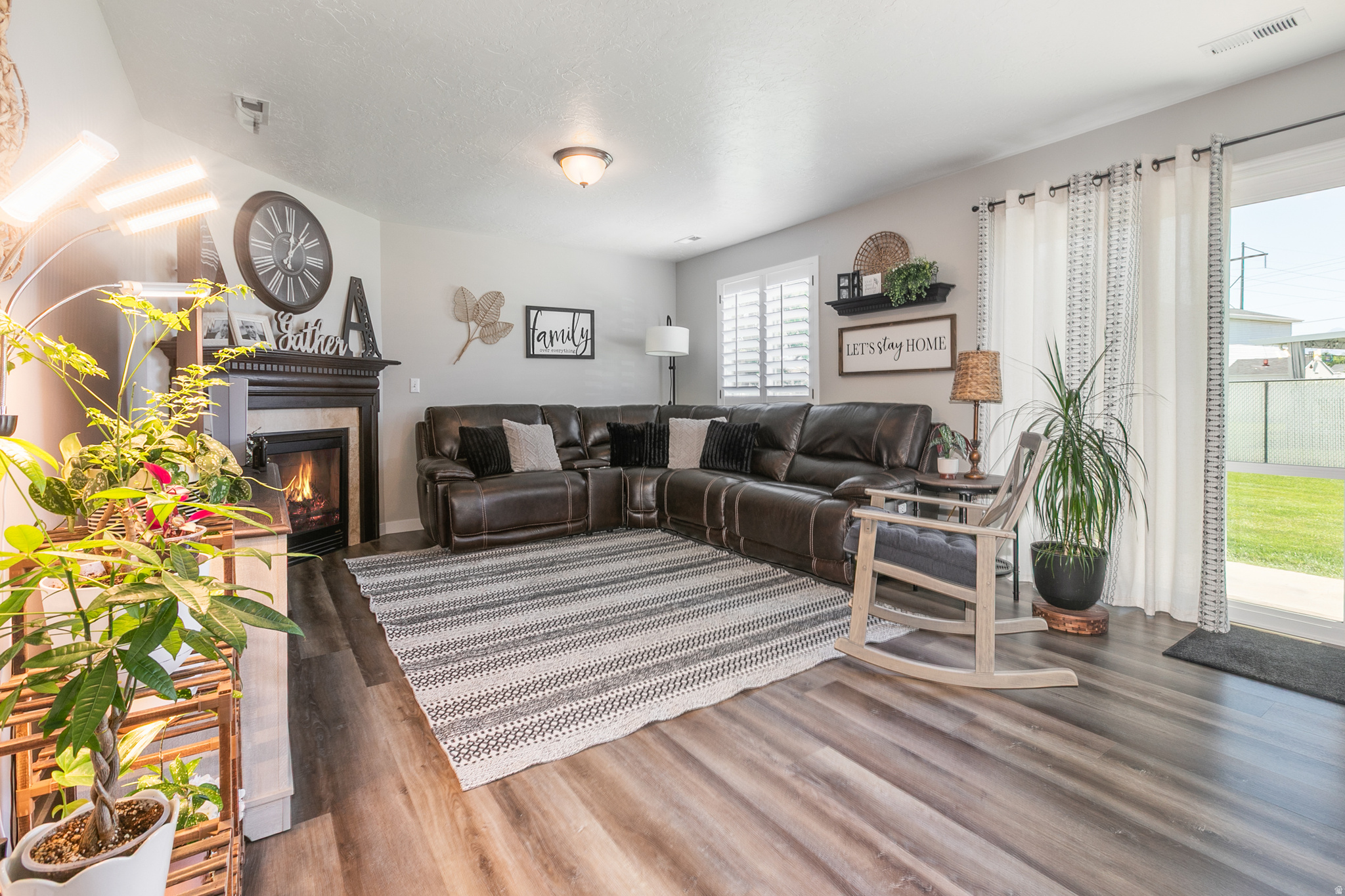 MIDLAND MEADOWS - Residential