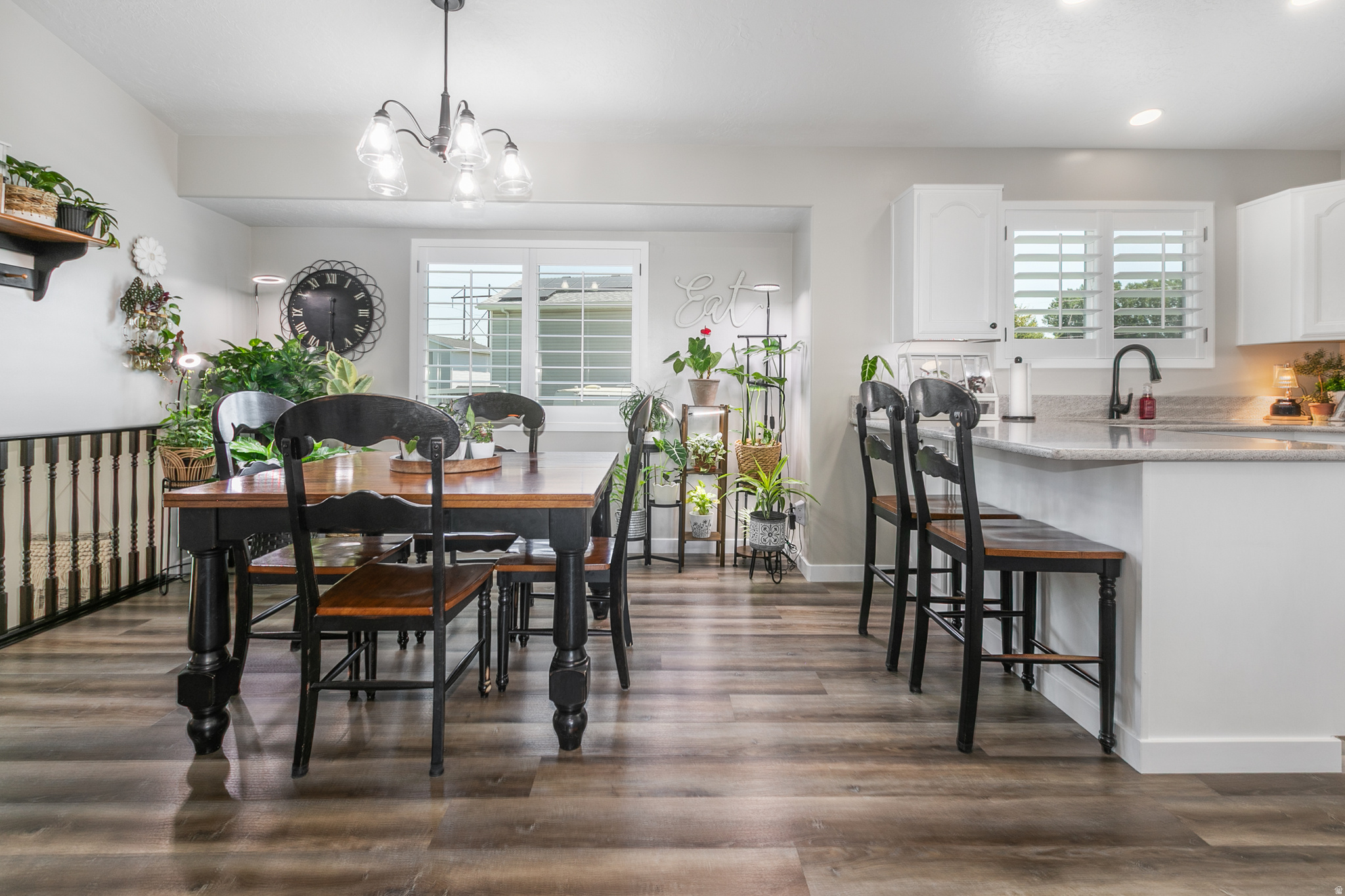 MIDLAND MEADOWS - Residential