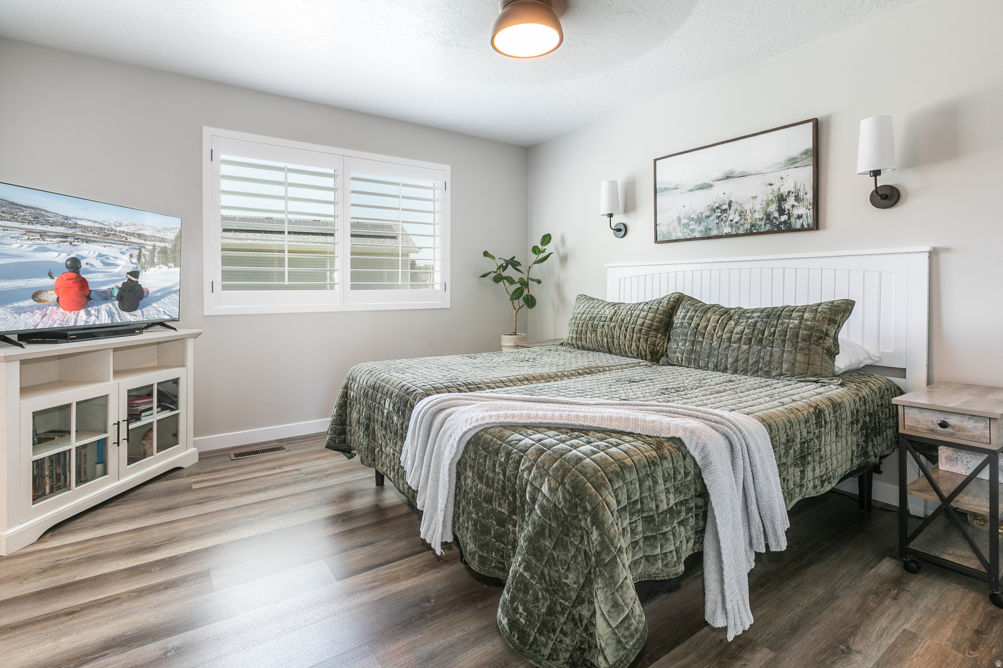 MIDLAND MEADOWS - Residential