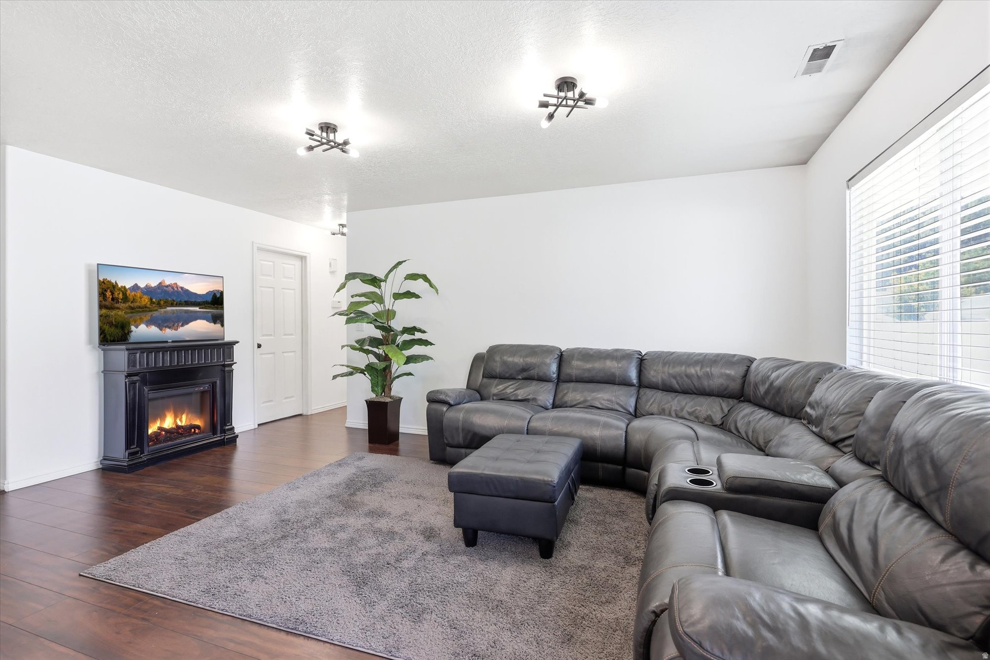 SPRINGWATER PARK - Residential