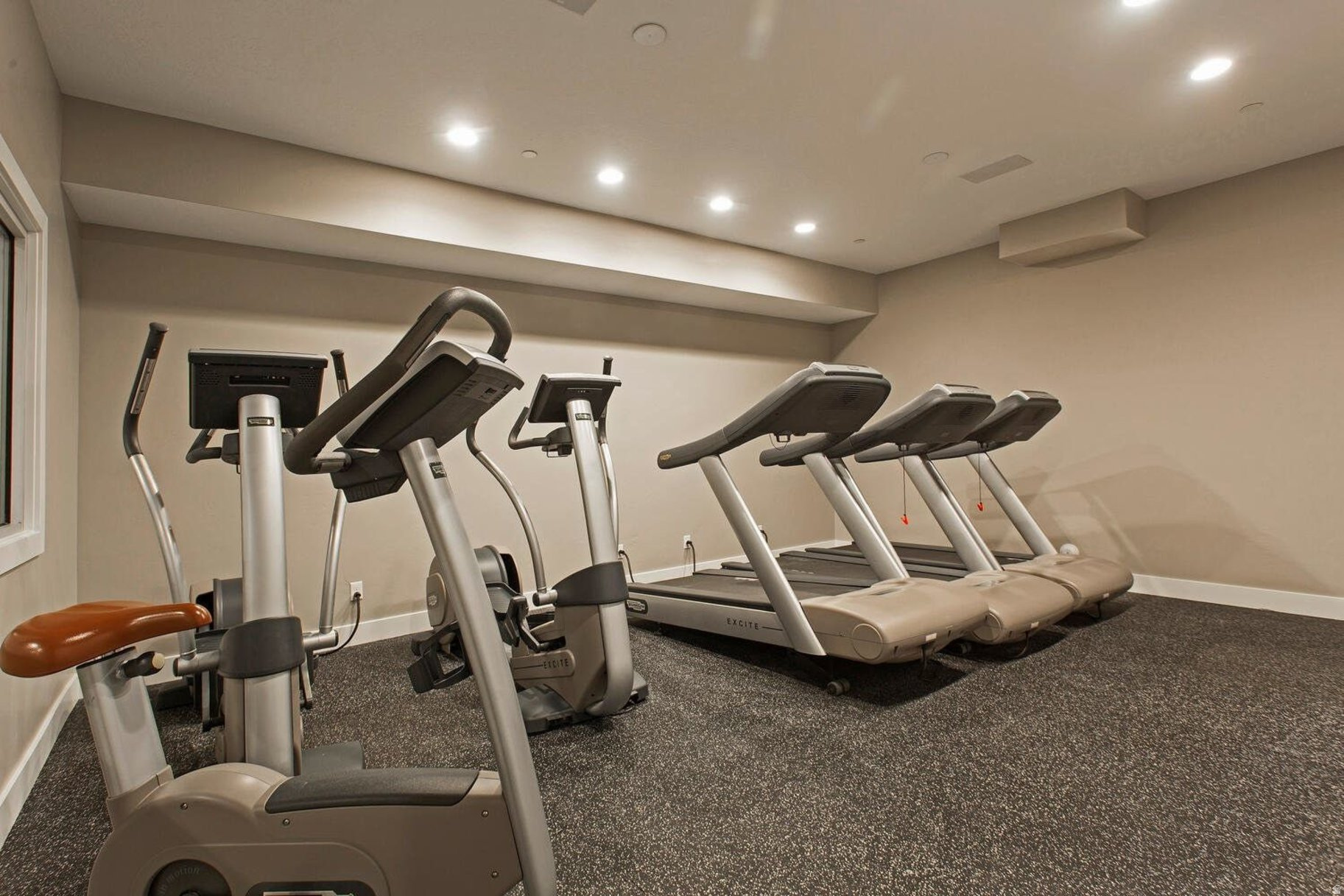 RIDGE - Residential