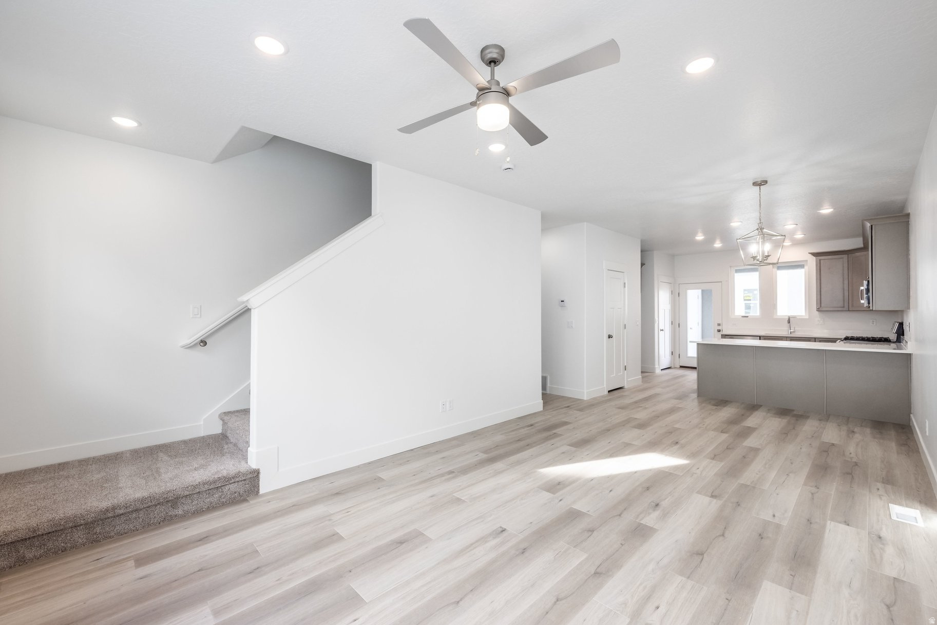 RIDGE - Residential