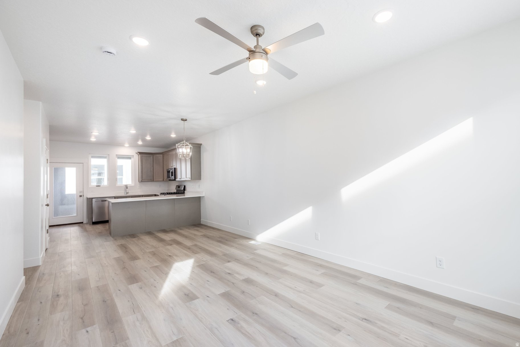 RIDGE - Residential