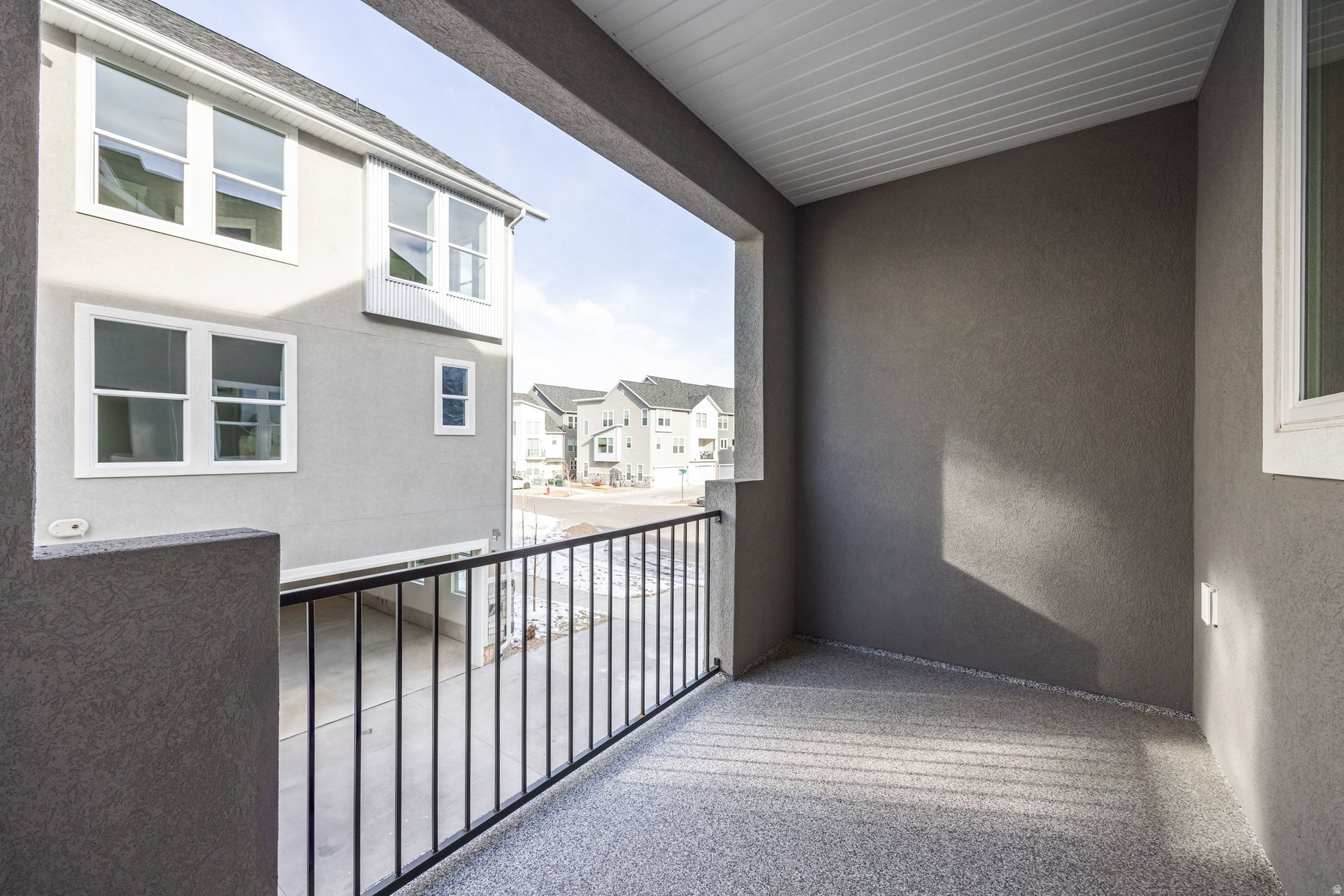 RIDGE - Residential