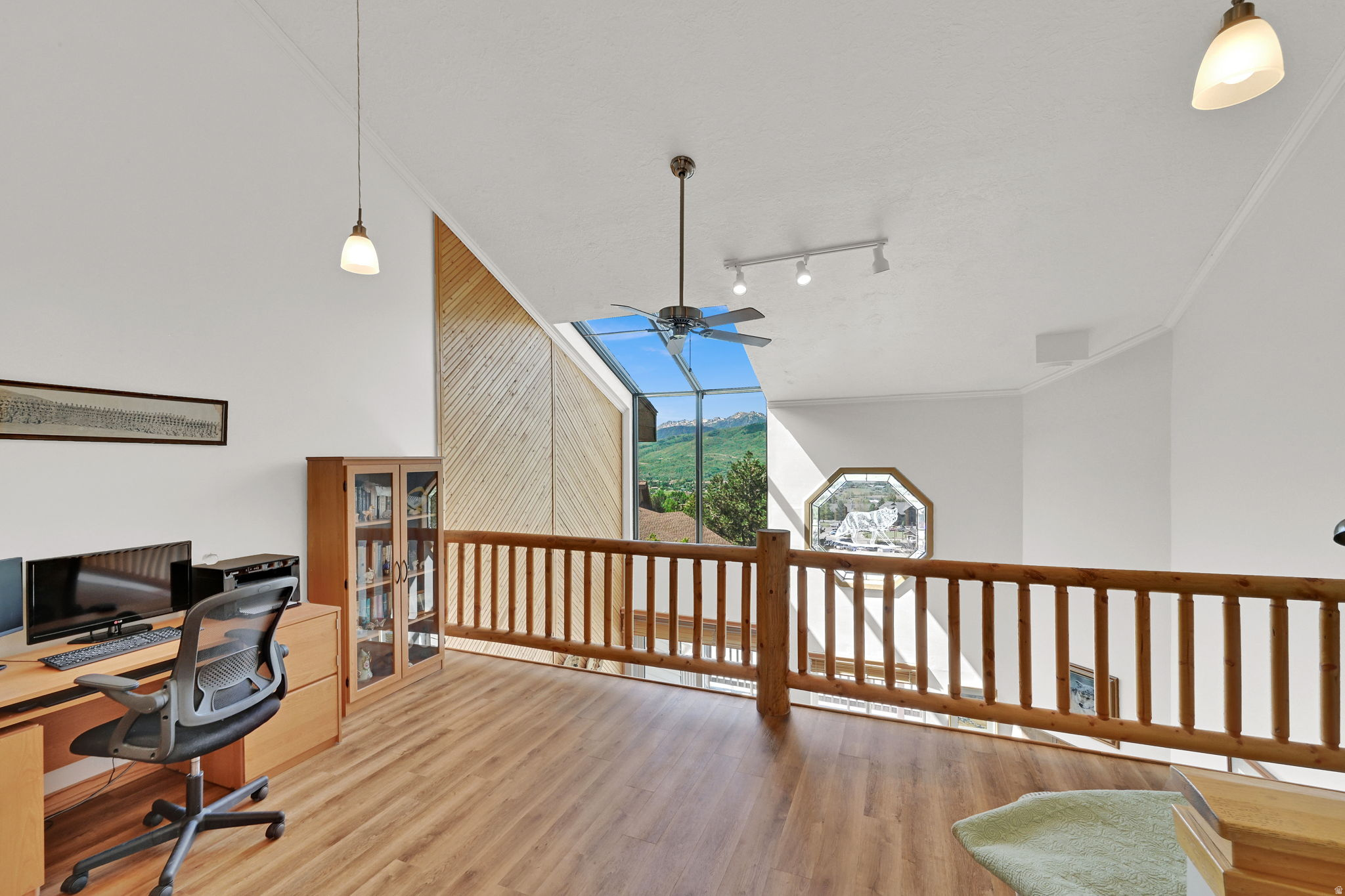 WOLF STAR - Residential