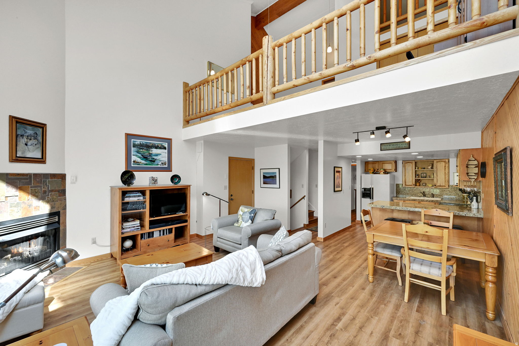 WOLF STAR - Residential
