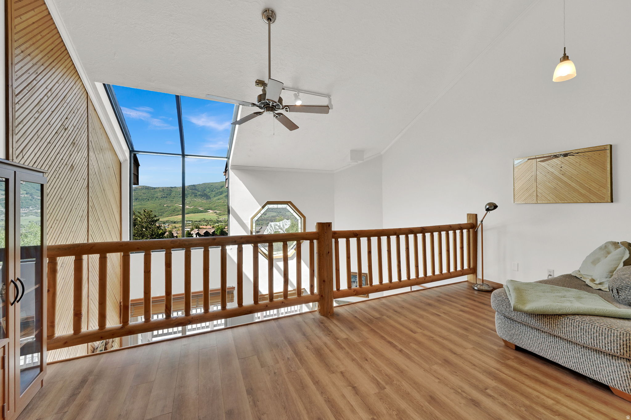 WOLF STAR - Residential
