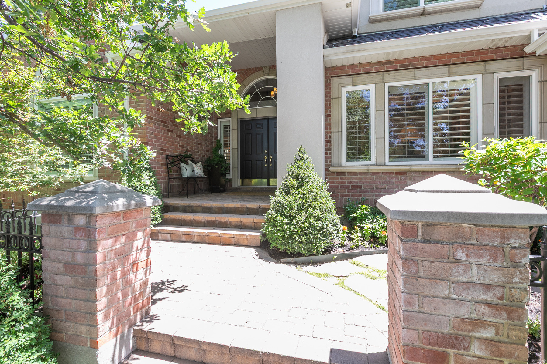 EAGLEWOOD COVE - Residential