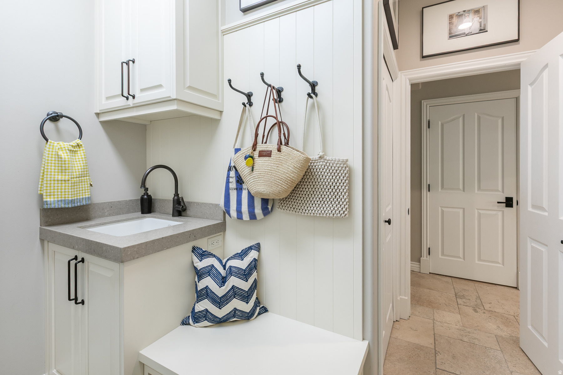 EAGLEWOOD COVE - Residential