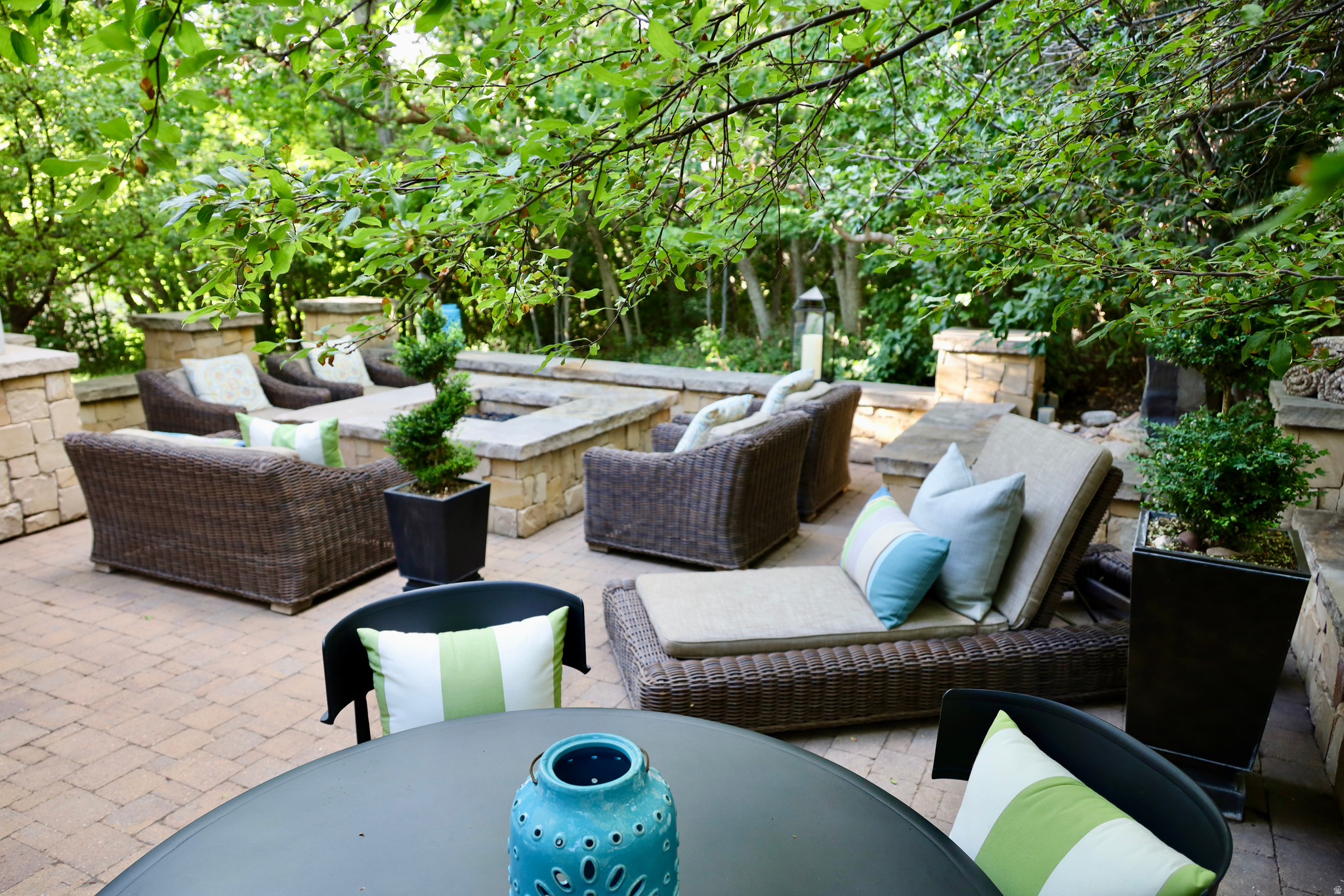 EAGLEWOOD COVE - Residential