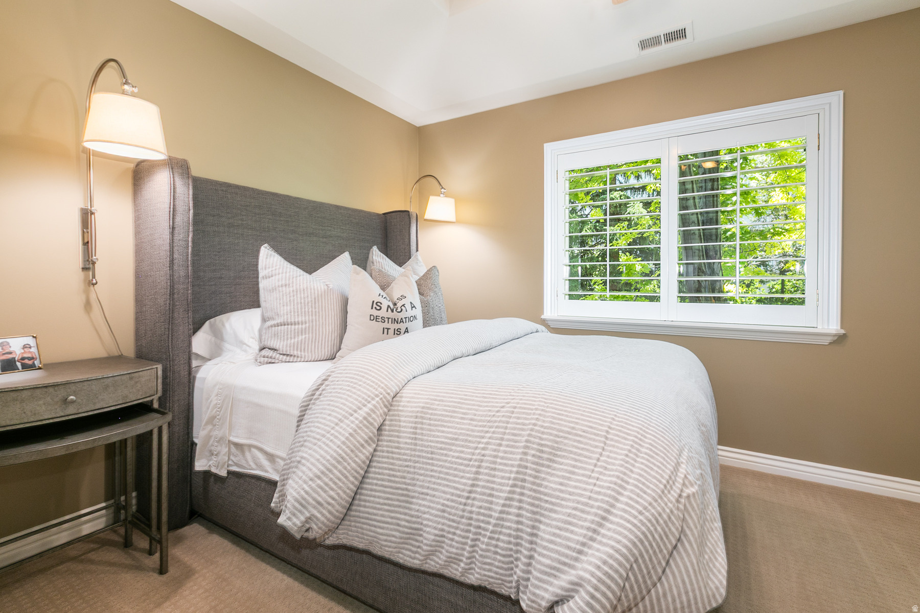 EAGLEWOOD COVE - Residential