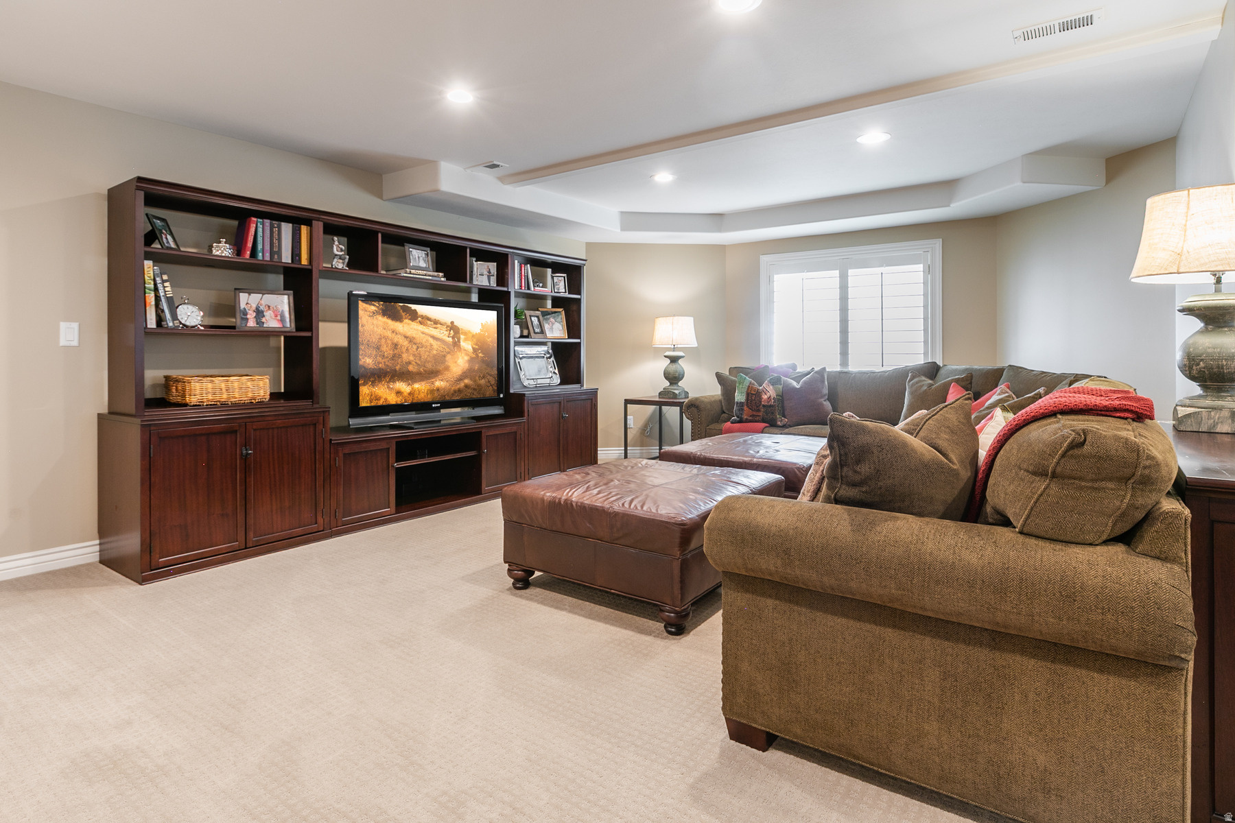 EAGLEWOOD COVE - Residential