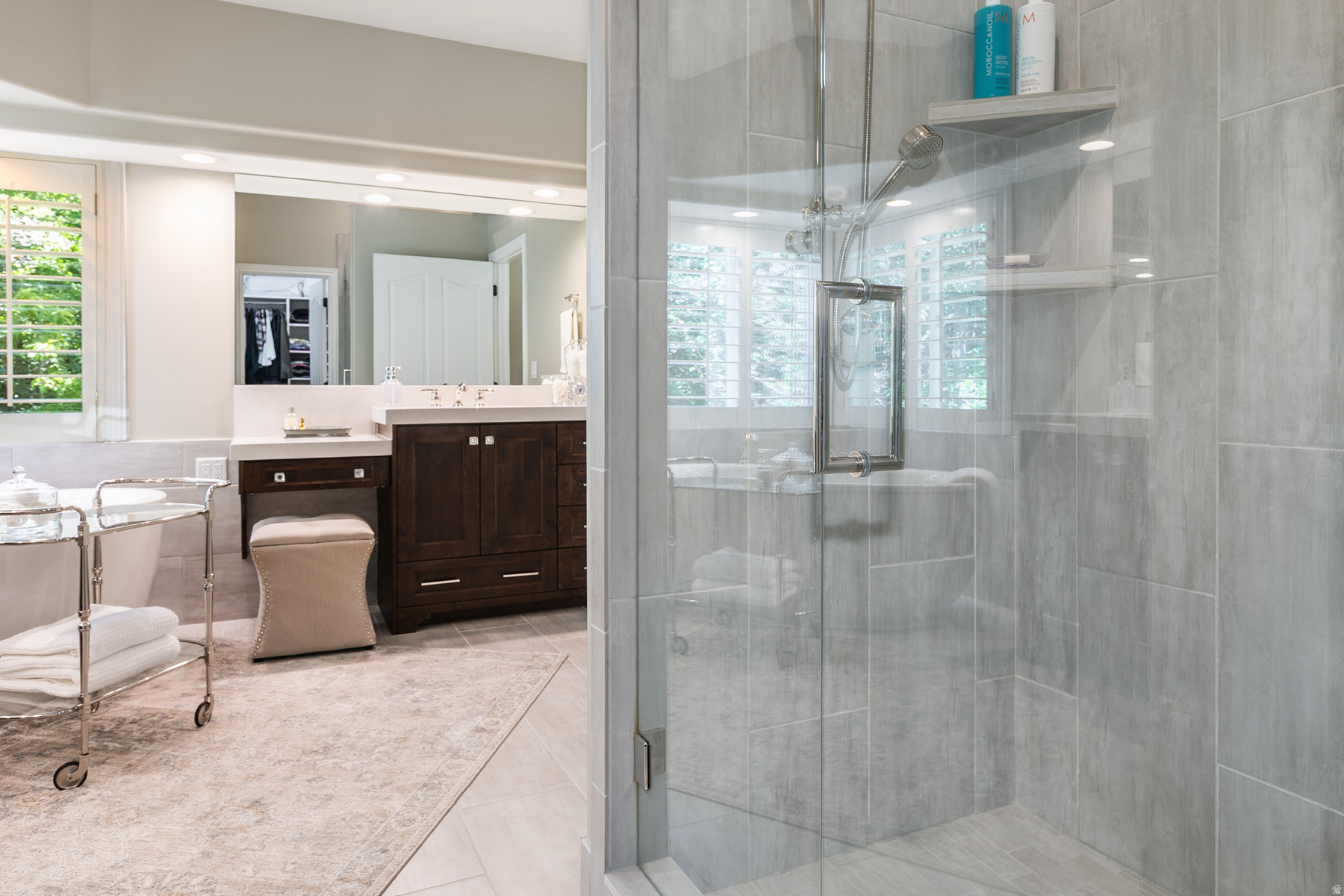 EAGLEWOOD COVE - Residential