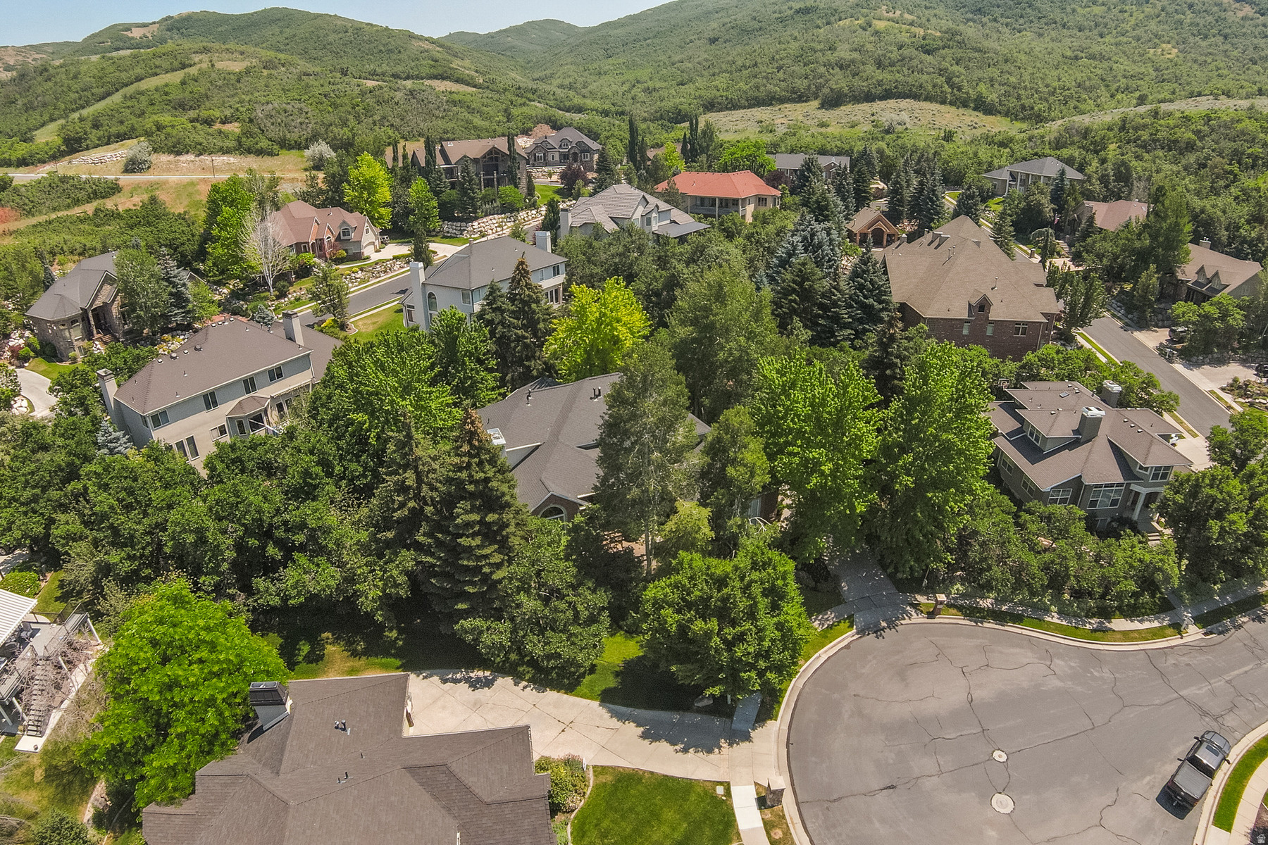 EAGLEWOOD COVE - Residential
