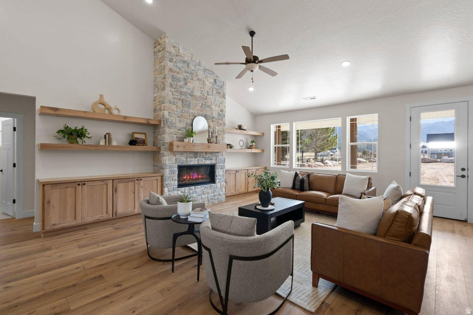 PINE VALLEY MEADOWS AMD - Residential