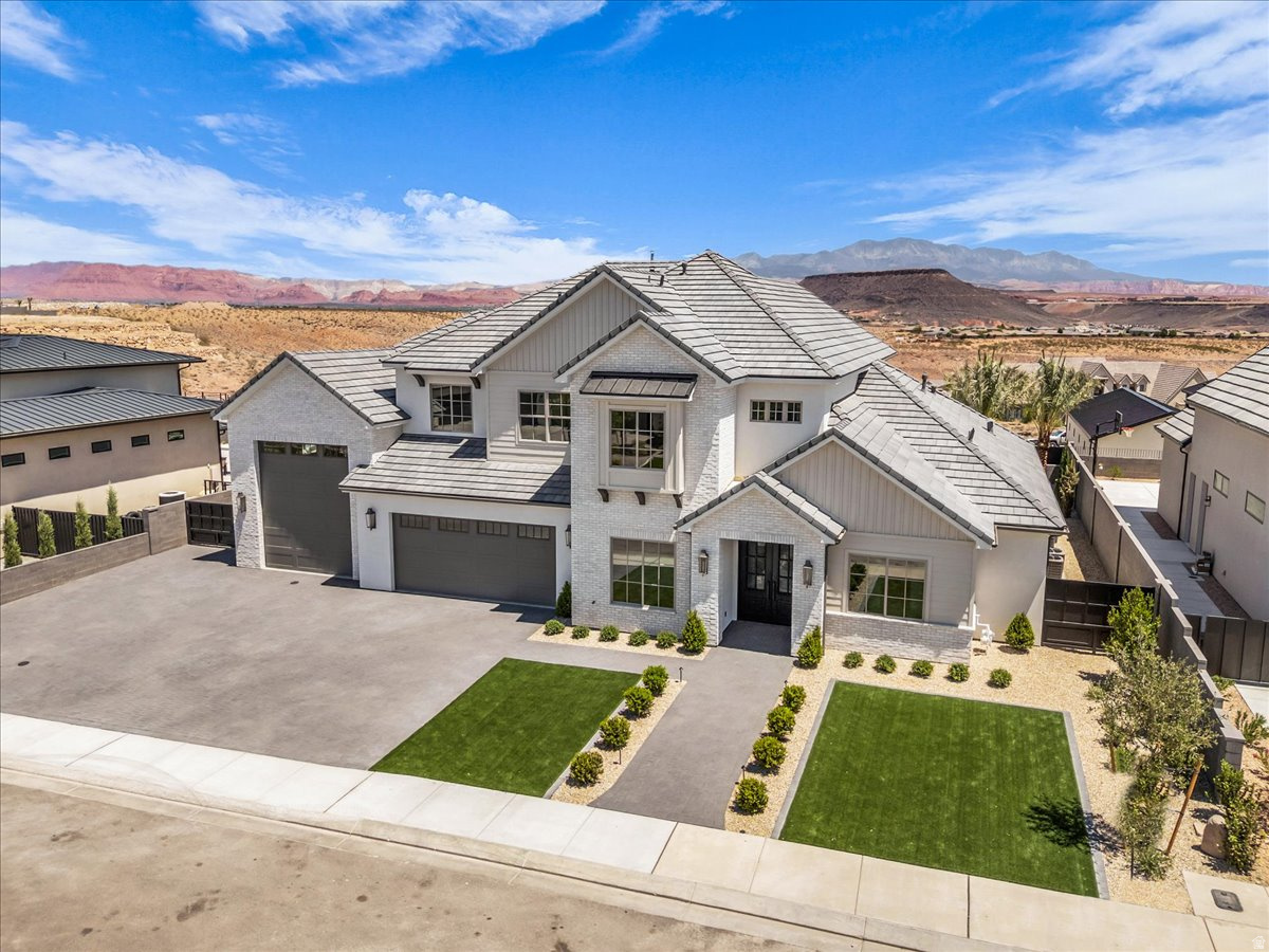 TONAQUINT COVE - Residential